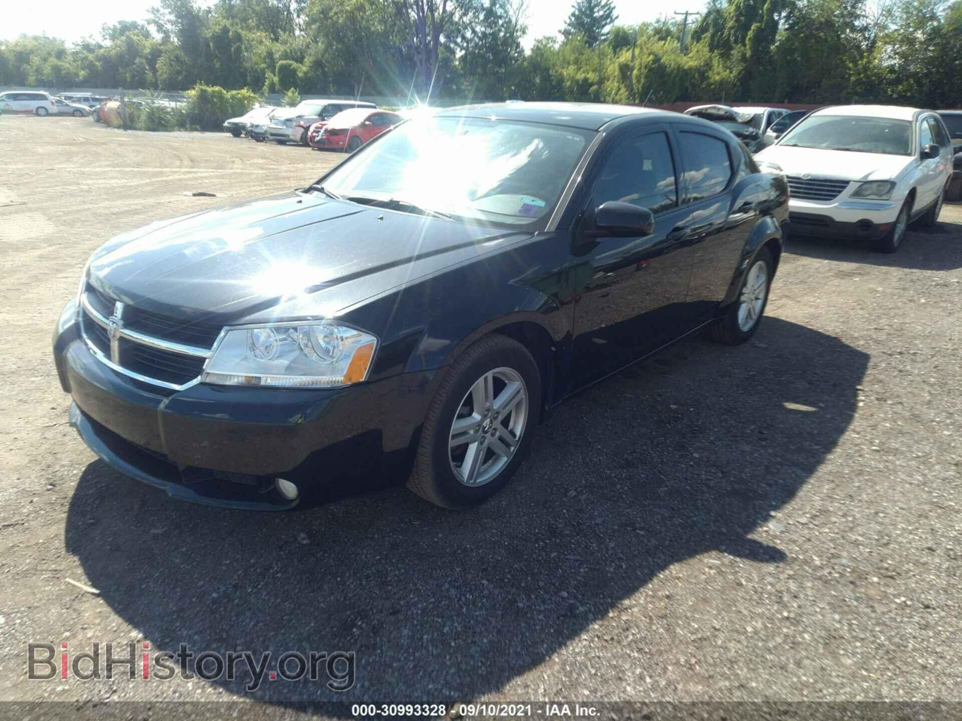 2010 DODGE AVENGER - VIN: 1B3CC5FB5AN218189 - Фото 2