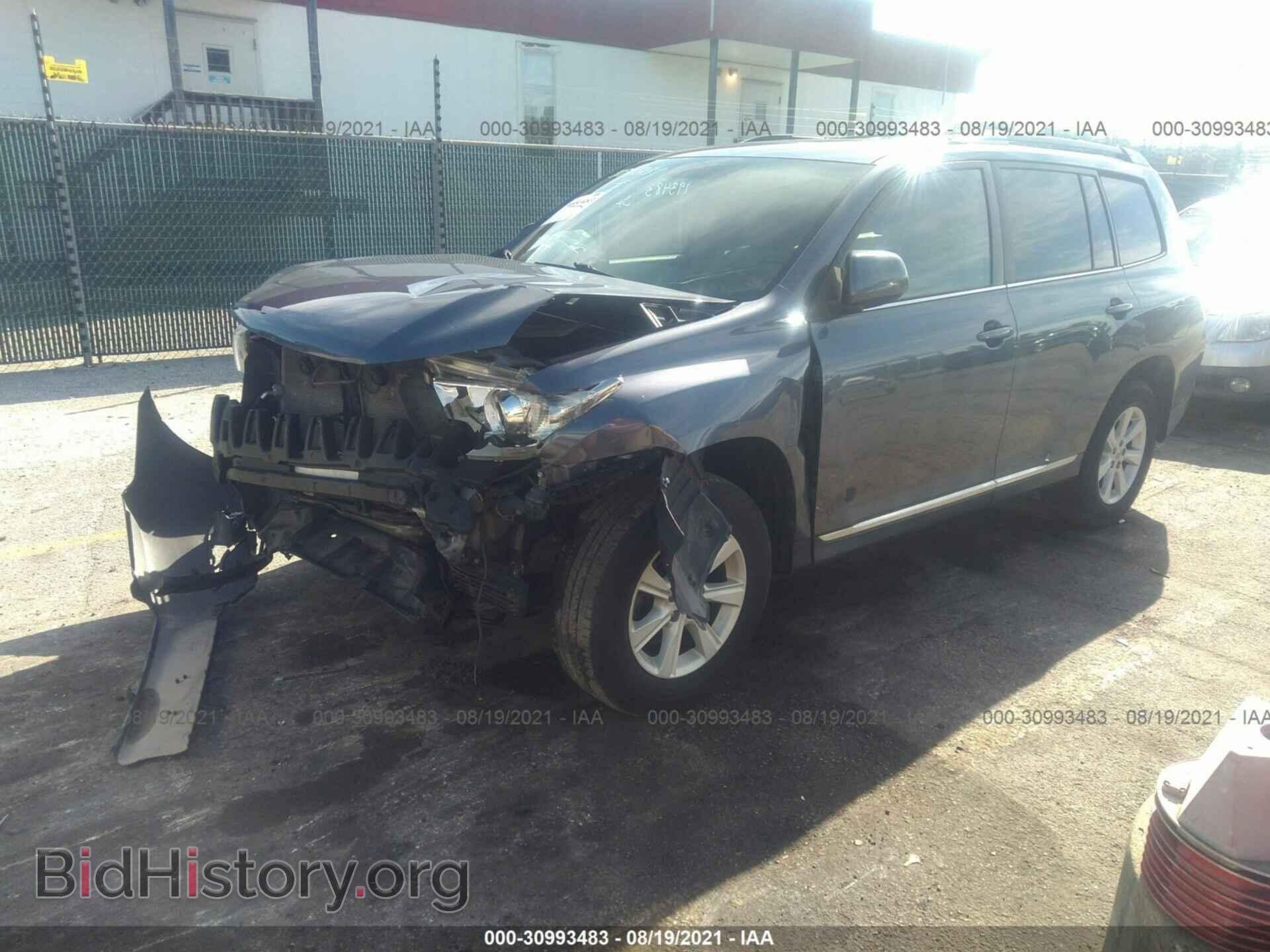 2012 TOYOTA HIGHLANDER - VIN: 5TDBK3EHXCS136429 - Фото 2