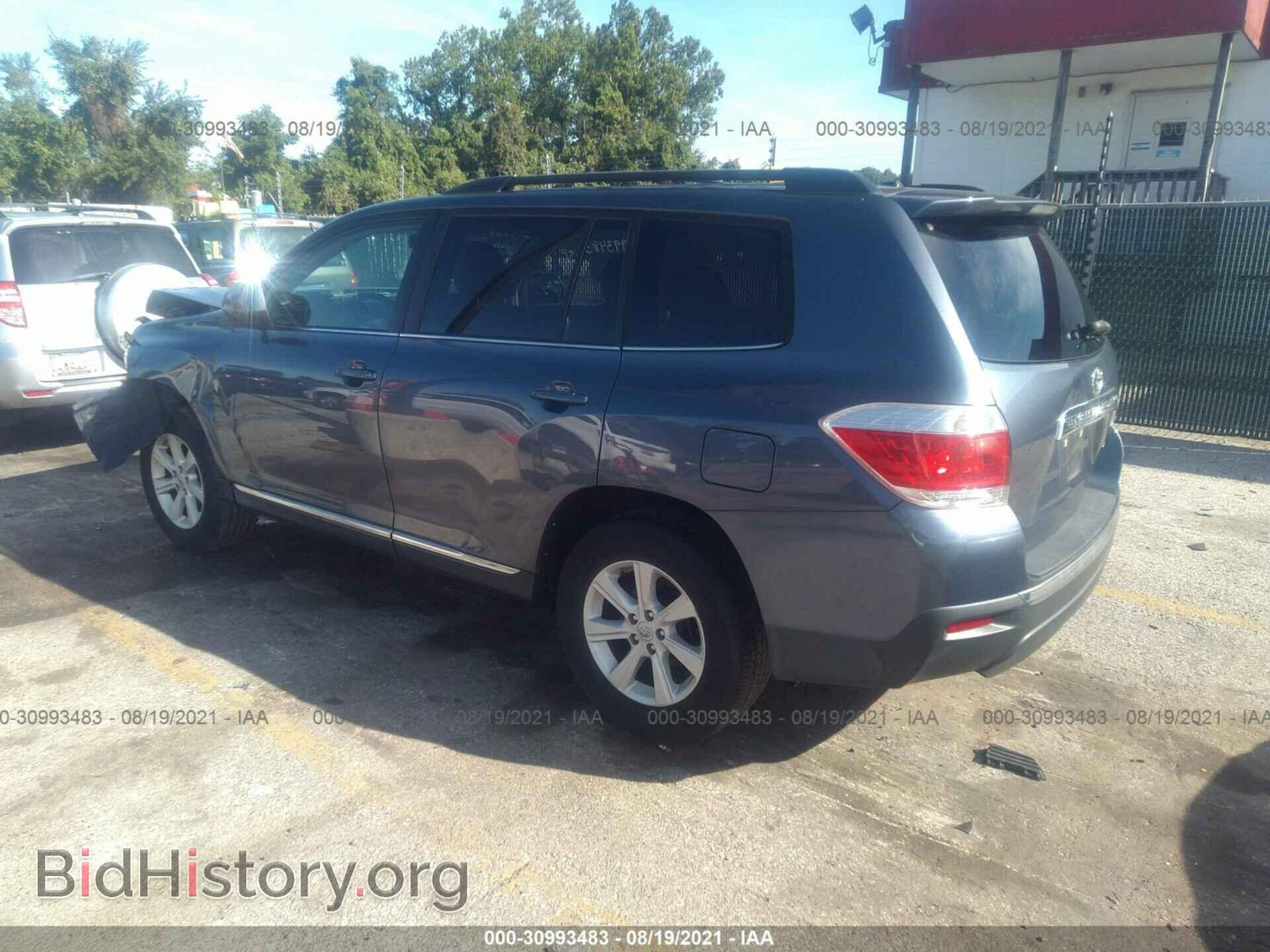 2012 TOYOTA HIGHLANDER - VIN: 5TDBK3EHXCS136429 - Фото 3