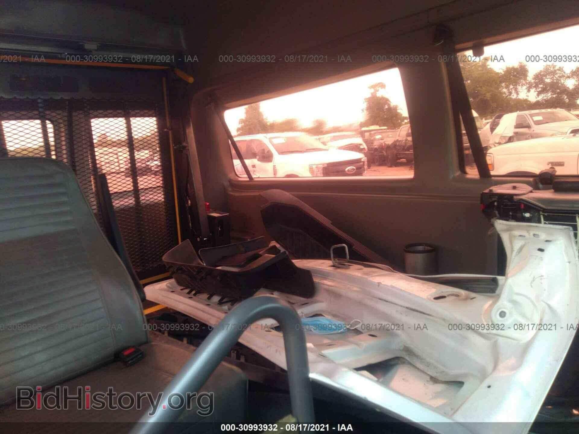 2012 FORD ECONOLINE CARGO VAN - VIN: 1FTNE1EW4CDB39376 - Фото 8