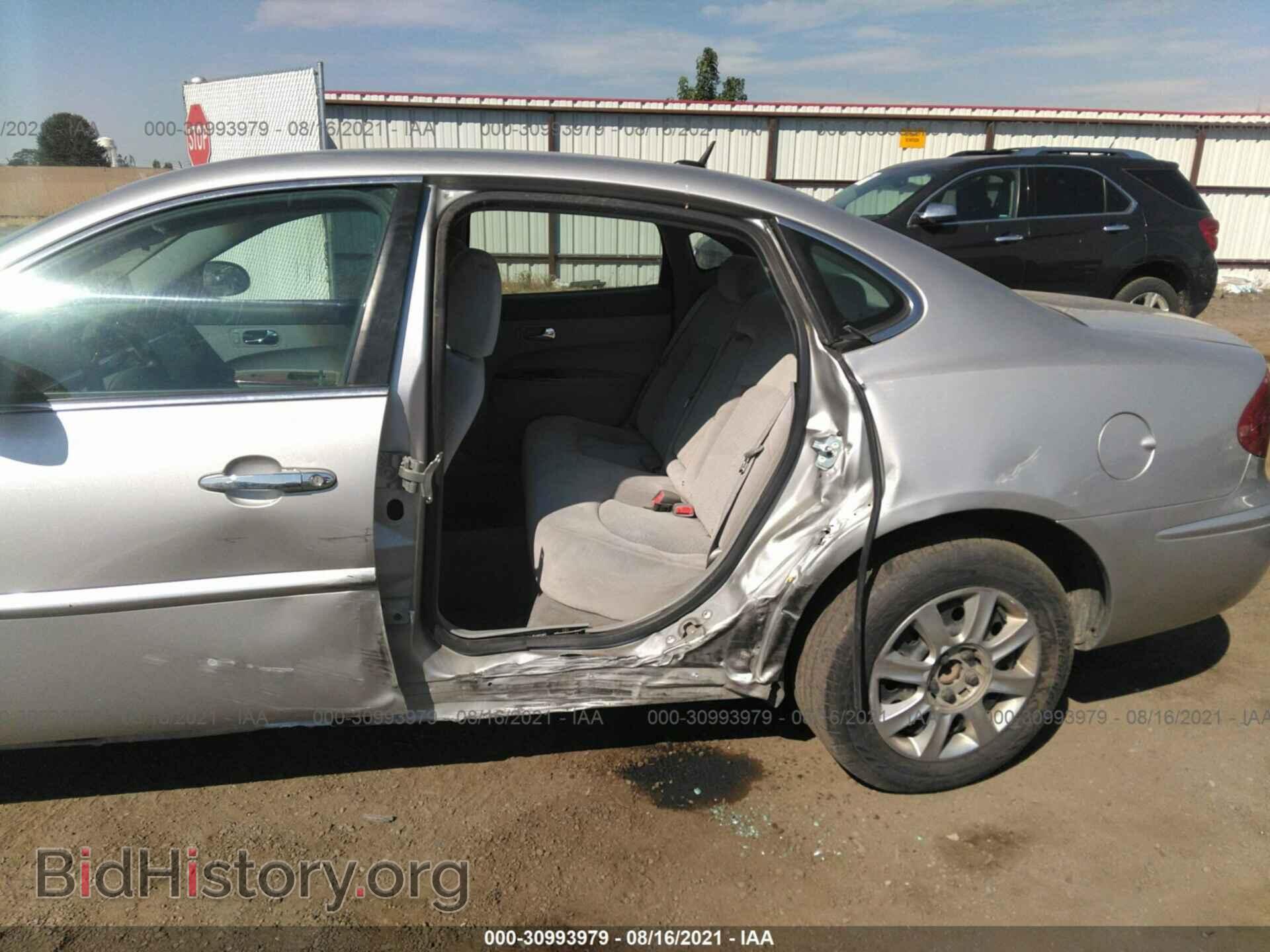 2006 BUICK LACROSSE - VIN: 2G4WC582761282859 - Photo 6