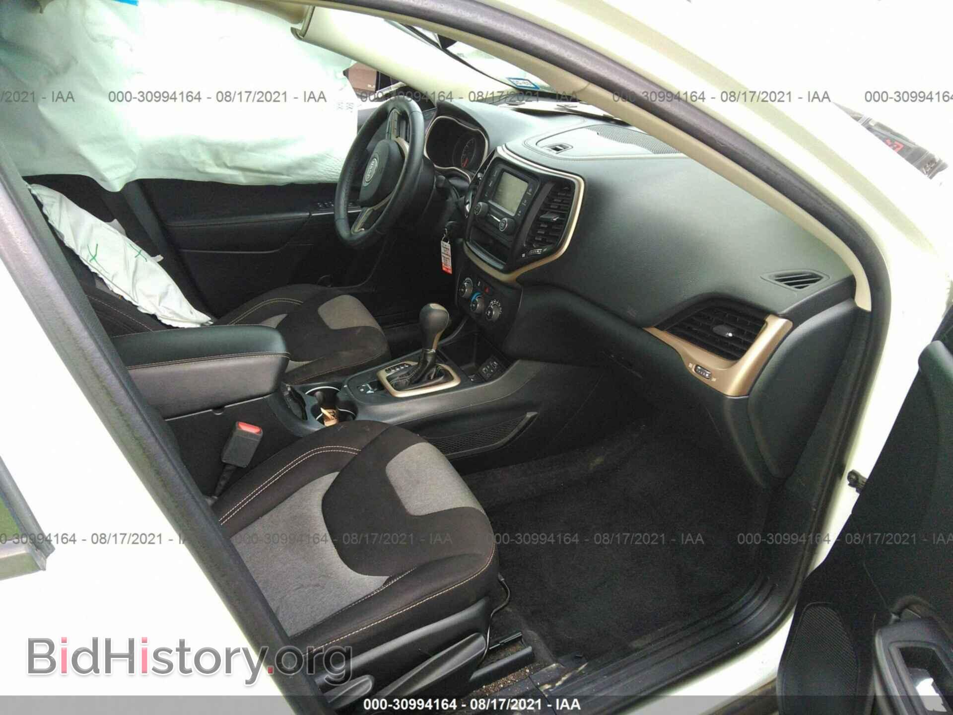 2016 JEEP CHEROKEE - VIN: 1C4PJLAB3GW329652 - Photo 5