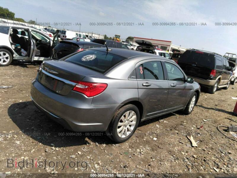 2013 Chrysler 200 (VIN 1C3CCBBB8DN764061) — photo 4 of 11