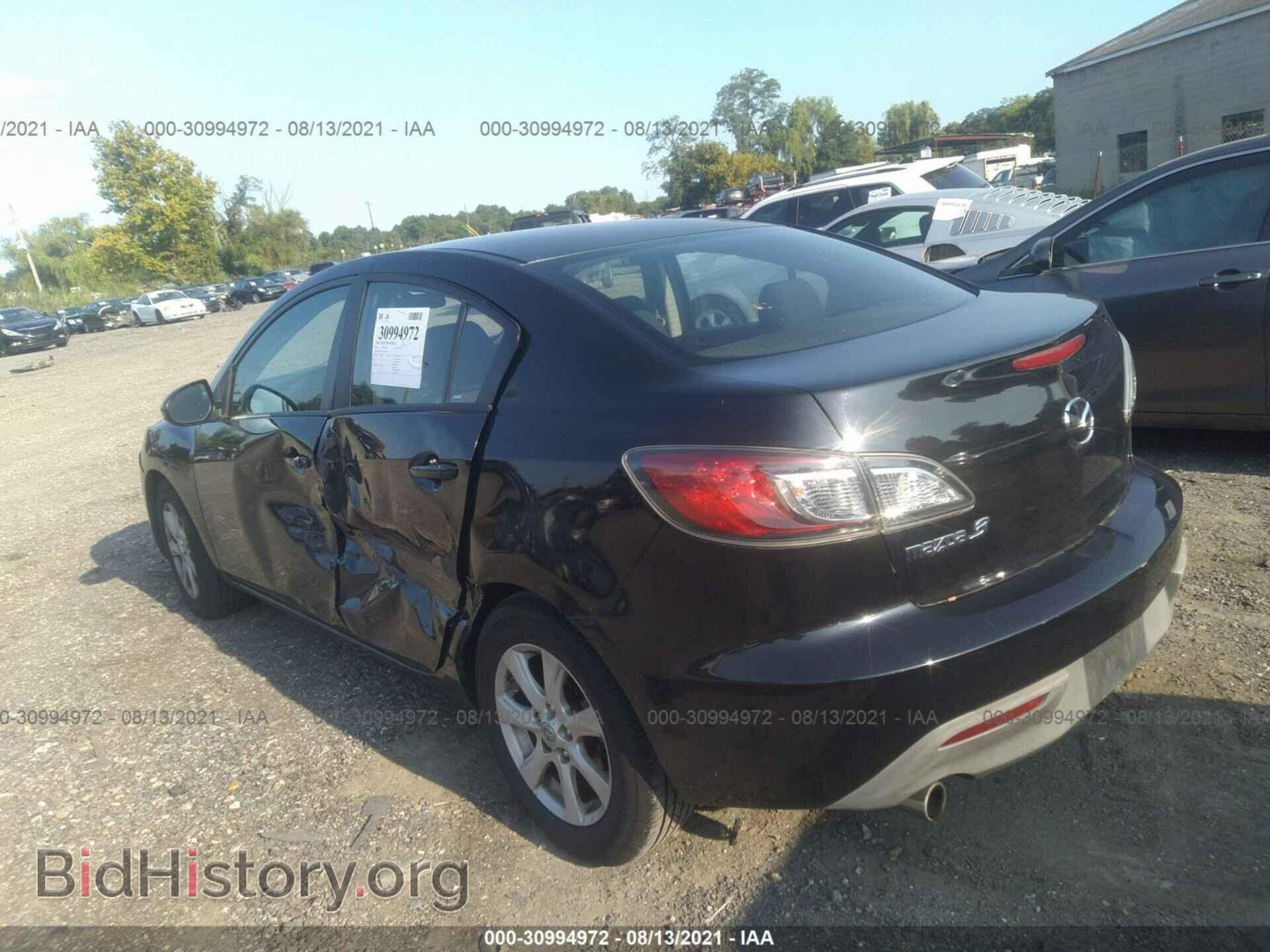 2011 MAZDA MAZDA3 - VIN: JM1BL1VG0B1358577 - Фото 3