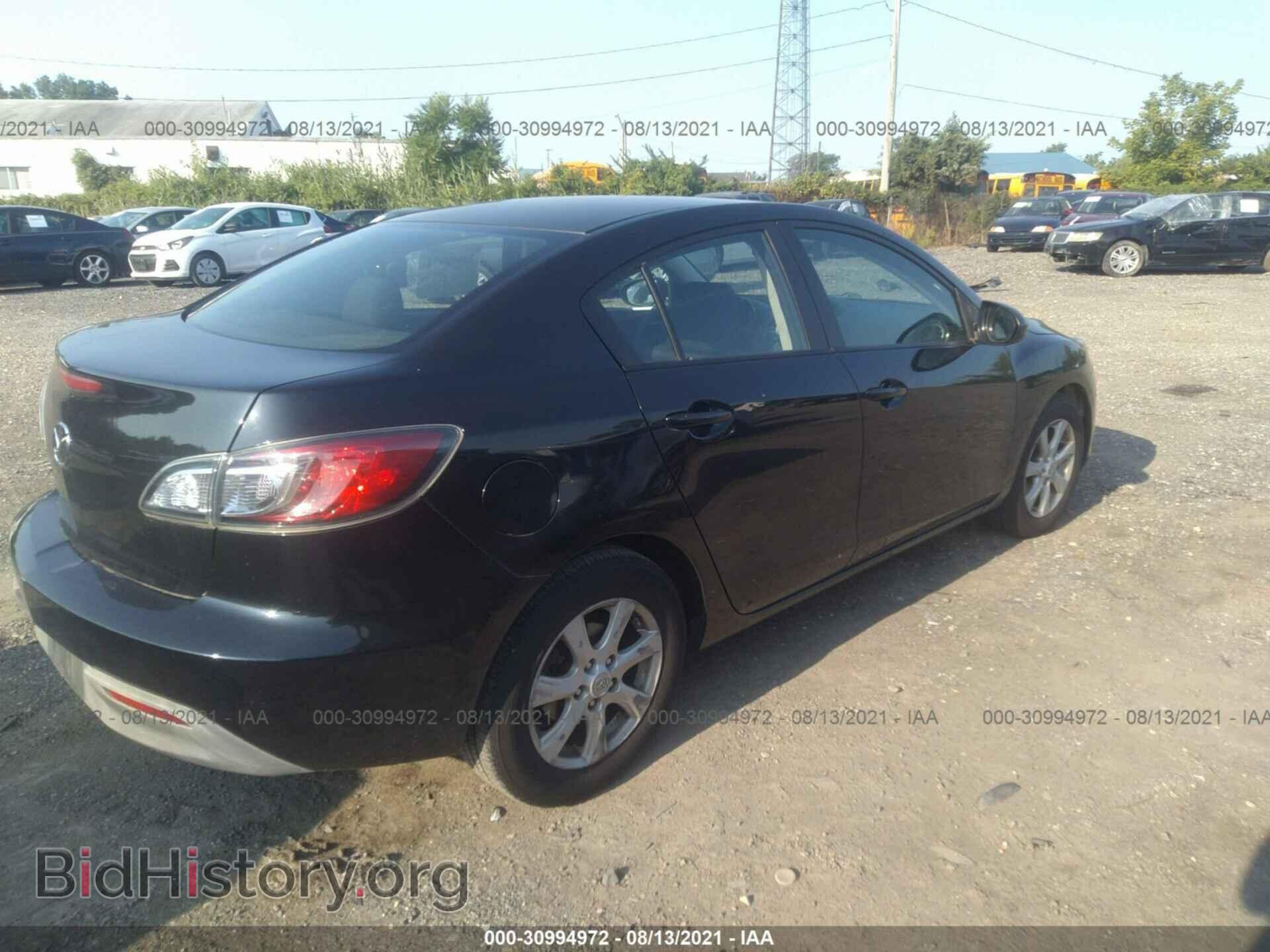 2011 MAZDA MAZDA3 - VIN: JM1BL1VG0B1358577 - Фото 4