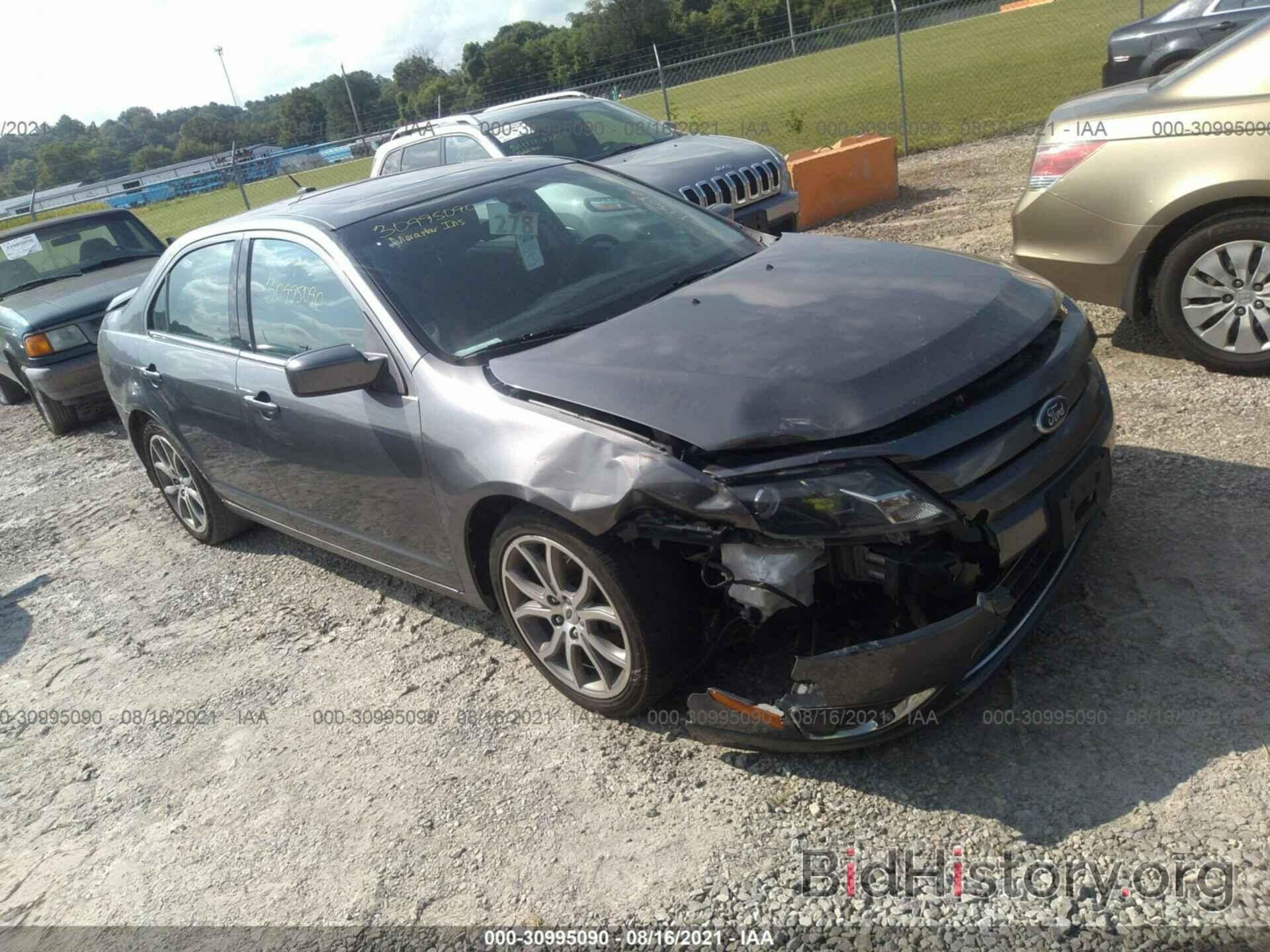 Photo 3FAHP0HA2AR279566 - FORD FUSION 2010