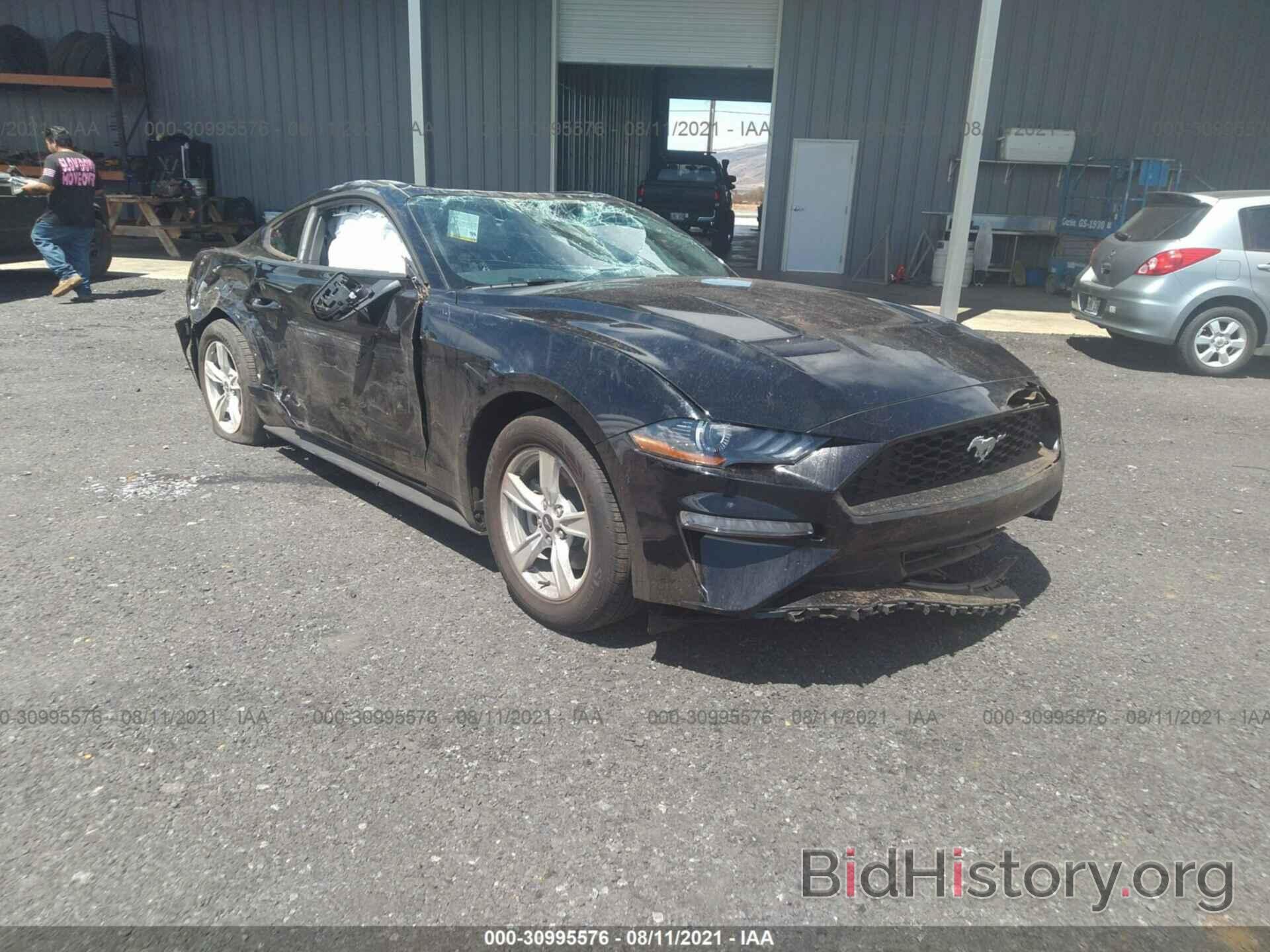 Photo 1FA6P8TH0L5177330 - FORD MUSTANG 2020