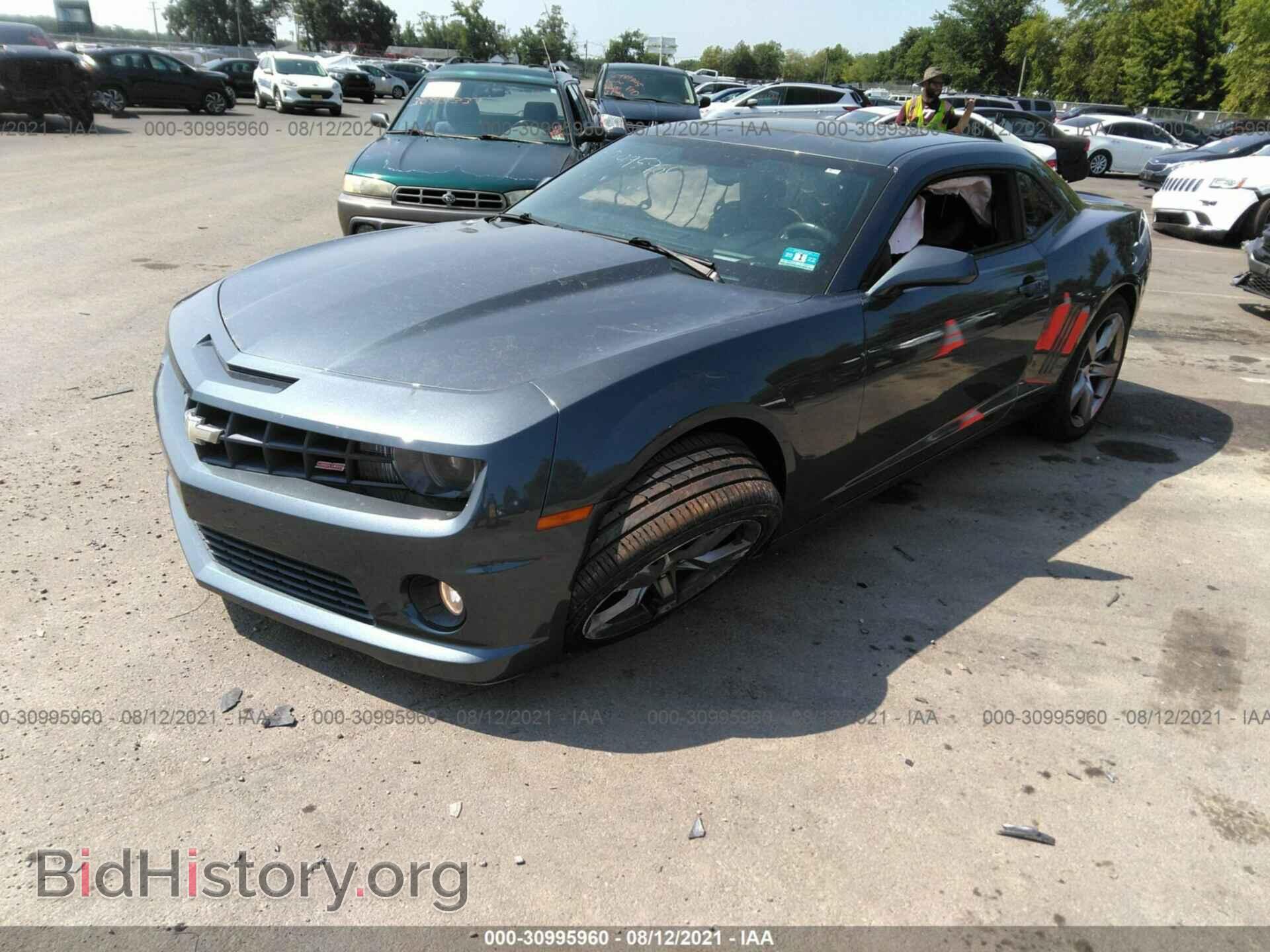 2011 CHEVROLET CAMARO - VIN: 2G1FK1EJ0B9140370 - Фото 2
