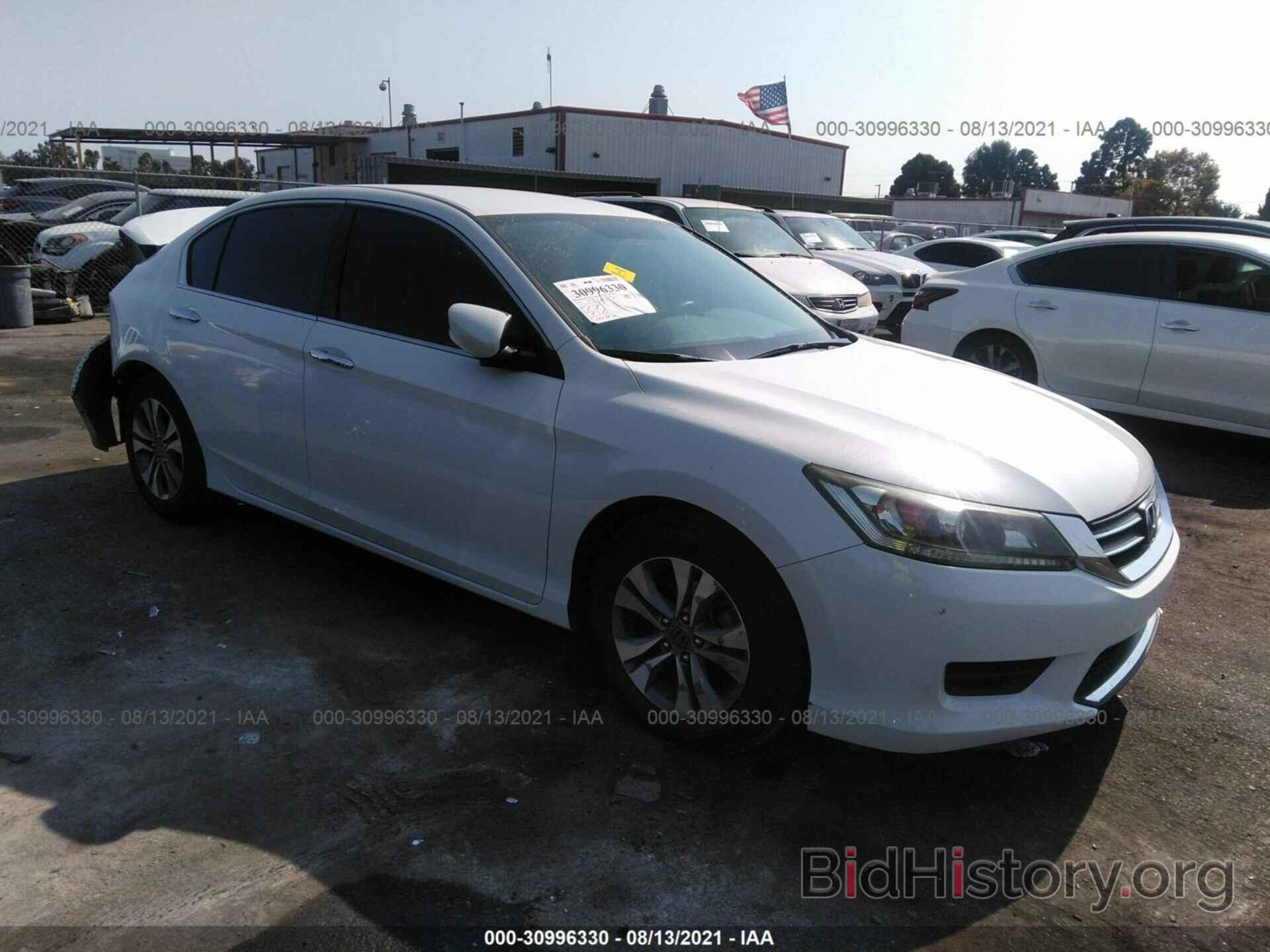 Photo 1HGCR2F32EA268650 - HONDA ACCORD SEDAN 2014