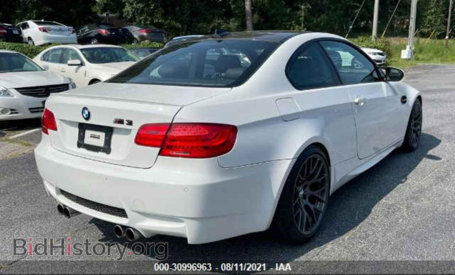 2011 BMW M3 - VIN: WBSKG9C57BE645579 - Фото 4