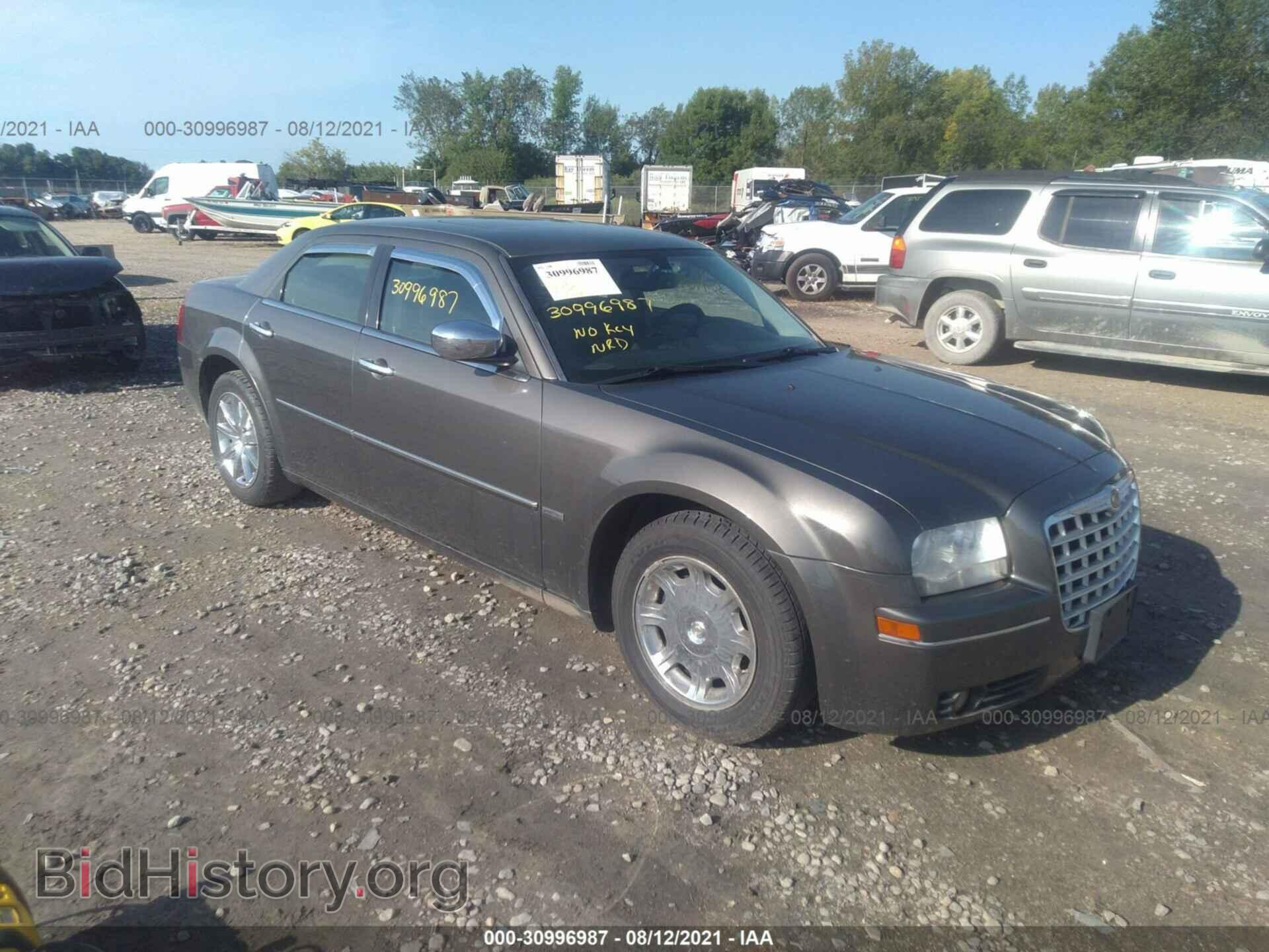 Photo 2C3CA5CV4AH158258 - CHRYSLER 300 2010