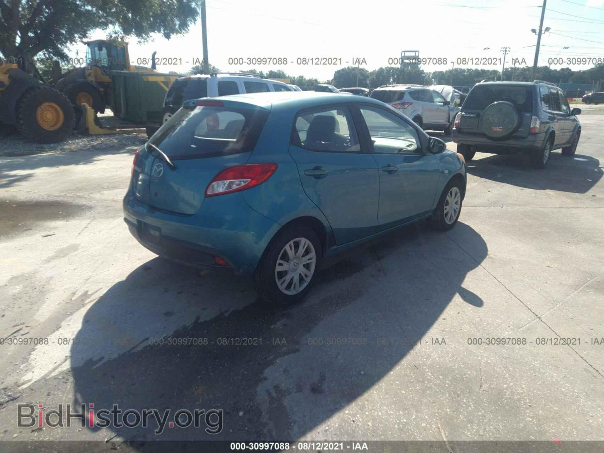 2011 MAZDA MAZDA2 - VIN: JM1DE1HY3B0124270 - Фото 4