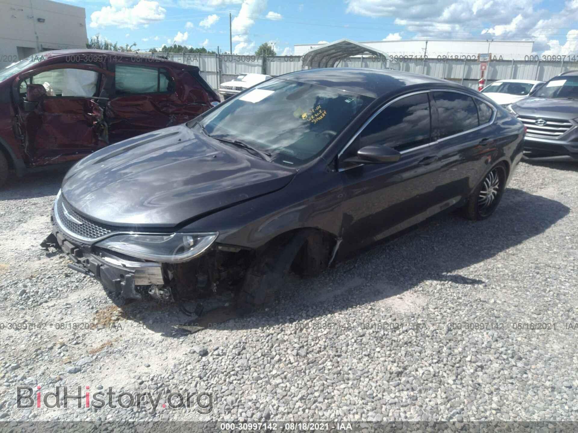2015 CHRYSLER 200 - VIN: 1C3CCCFB7FN621914 - Фото 2