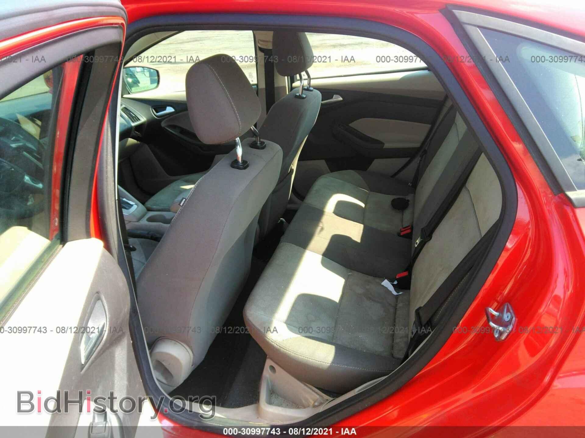 2012 FORD FOCUS - VIN: 1FAHP3F27CL306582 - Фото 8
