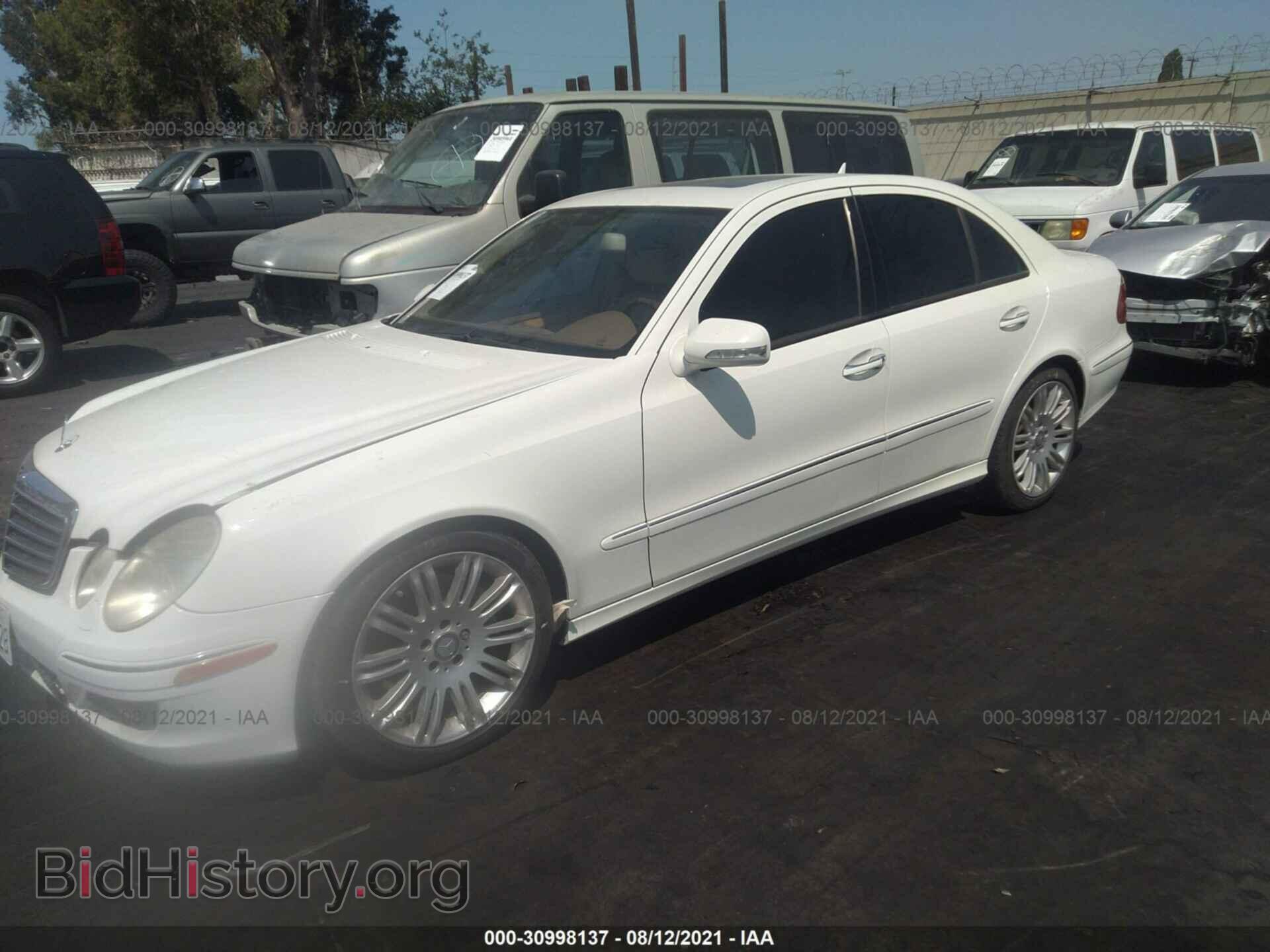 2008 MERCEDES-BENZ E-CLASS - VIN: WDBUF56X58B215003 - Фото 2