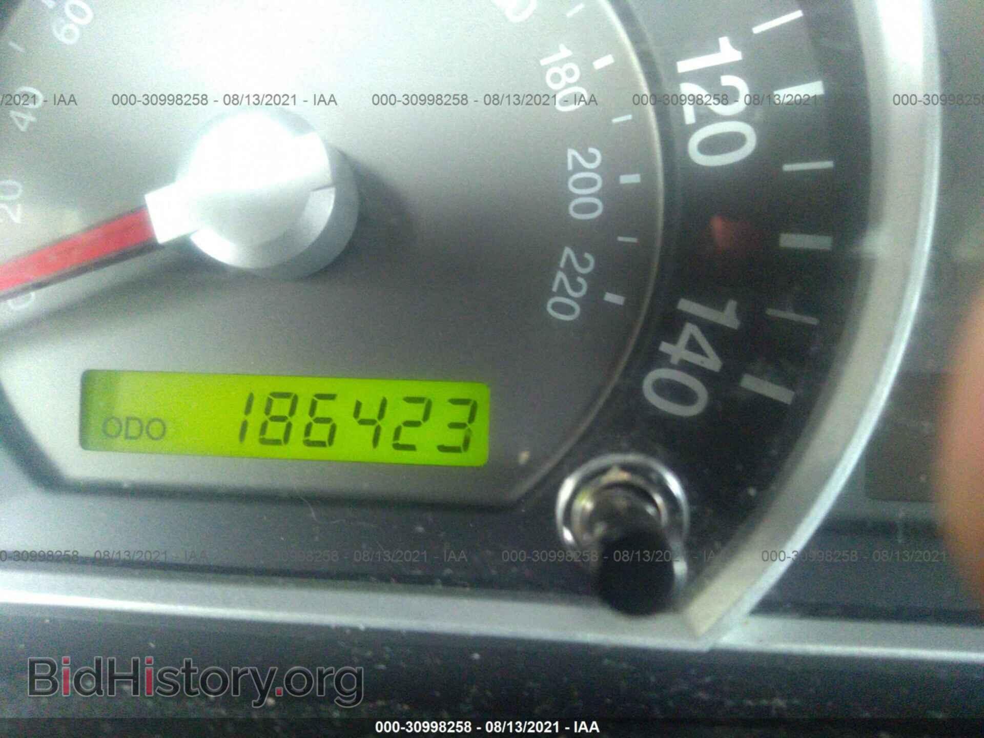 2008 KIA SORENTO - VIN: KNDJD735585806004 - Фото 7