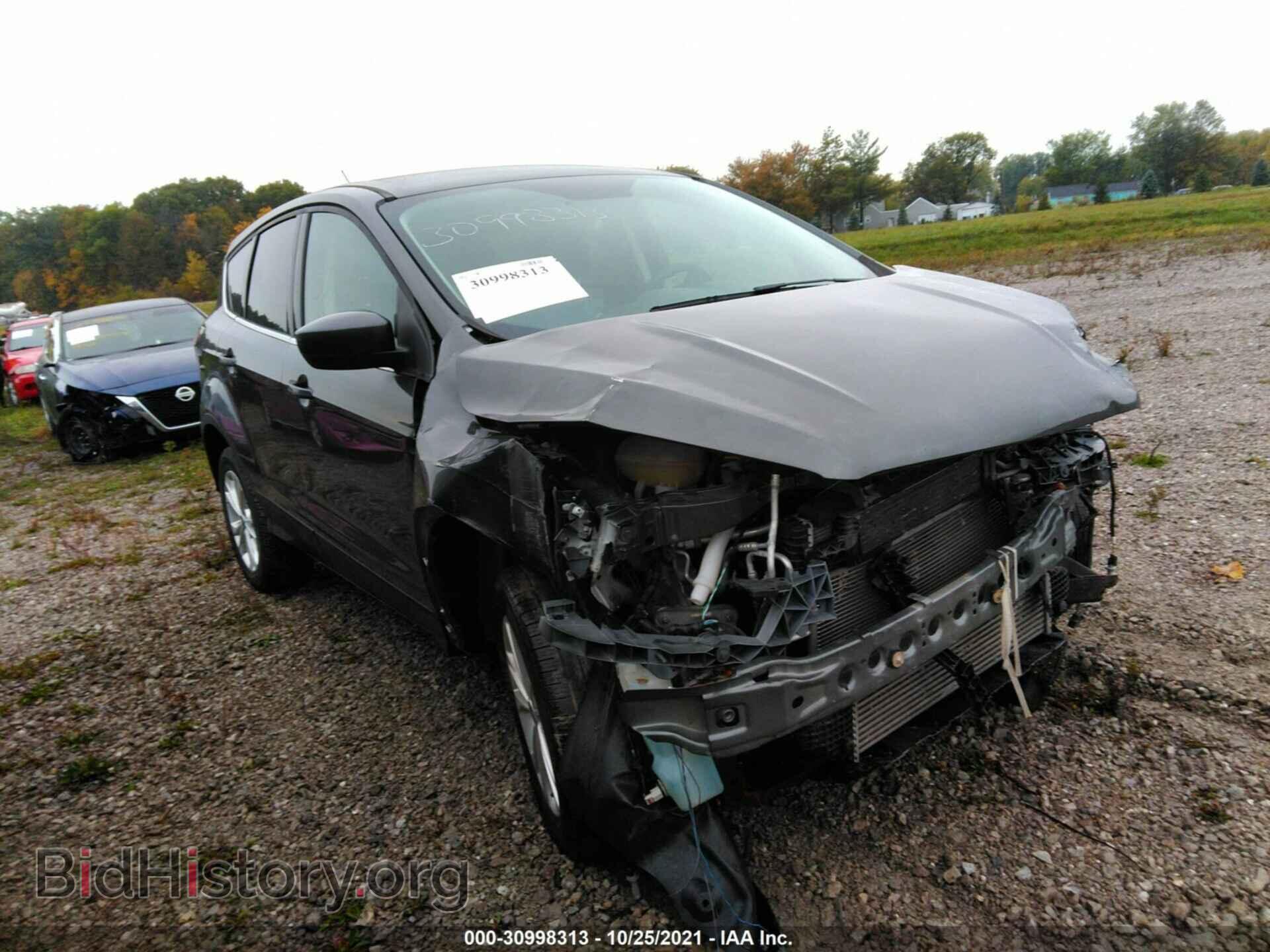 Фотография 1FMCU9G99HUB08479 - FORD ESCAPE 2017