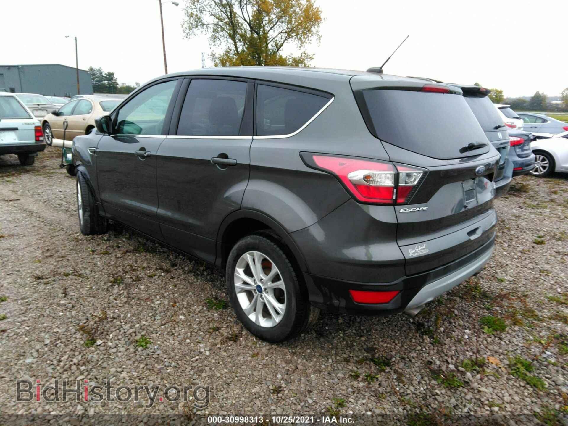 2017 FORD ESCAPE - VIN: 1FMCU9G99HUB08479 - Фото 3