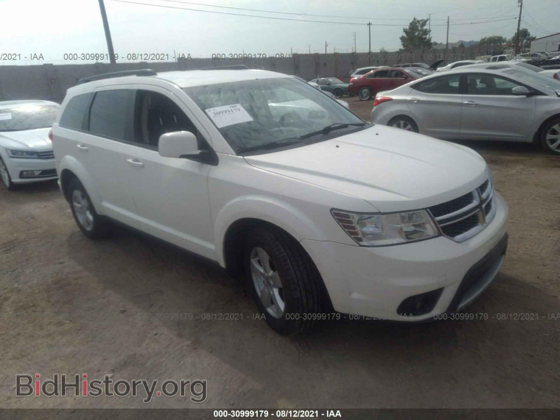 Фотография 3D4PH1FG9BT568032 - DODGE JOURNEY 2011