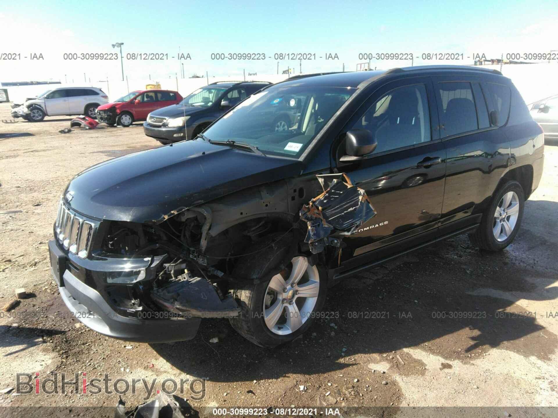 2014 JEEP COMPASS - VIN: 1C4NJCBB1ED893203 - Фото 2