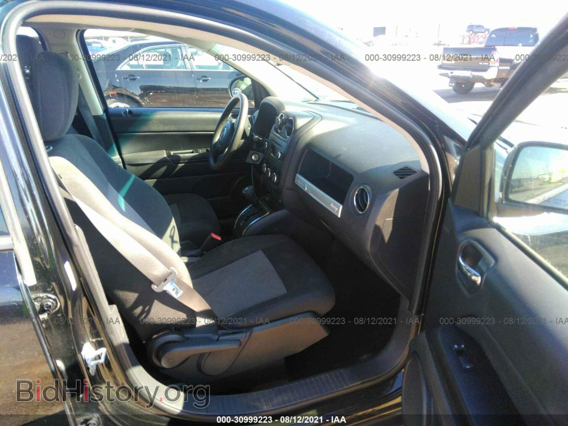 2014 JEEP COMPASS - VIN: 1C4NJCBB1ED893203 - Фото 5