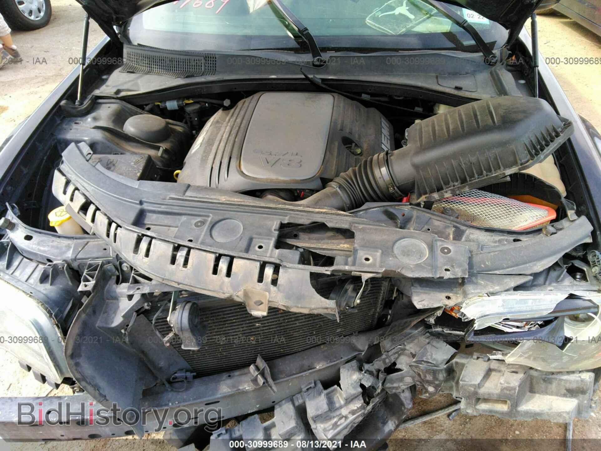 2014 CHRYSLER 300 - VIN: 2C3CCABT8EH222018 - Фото 10