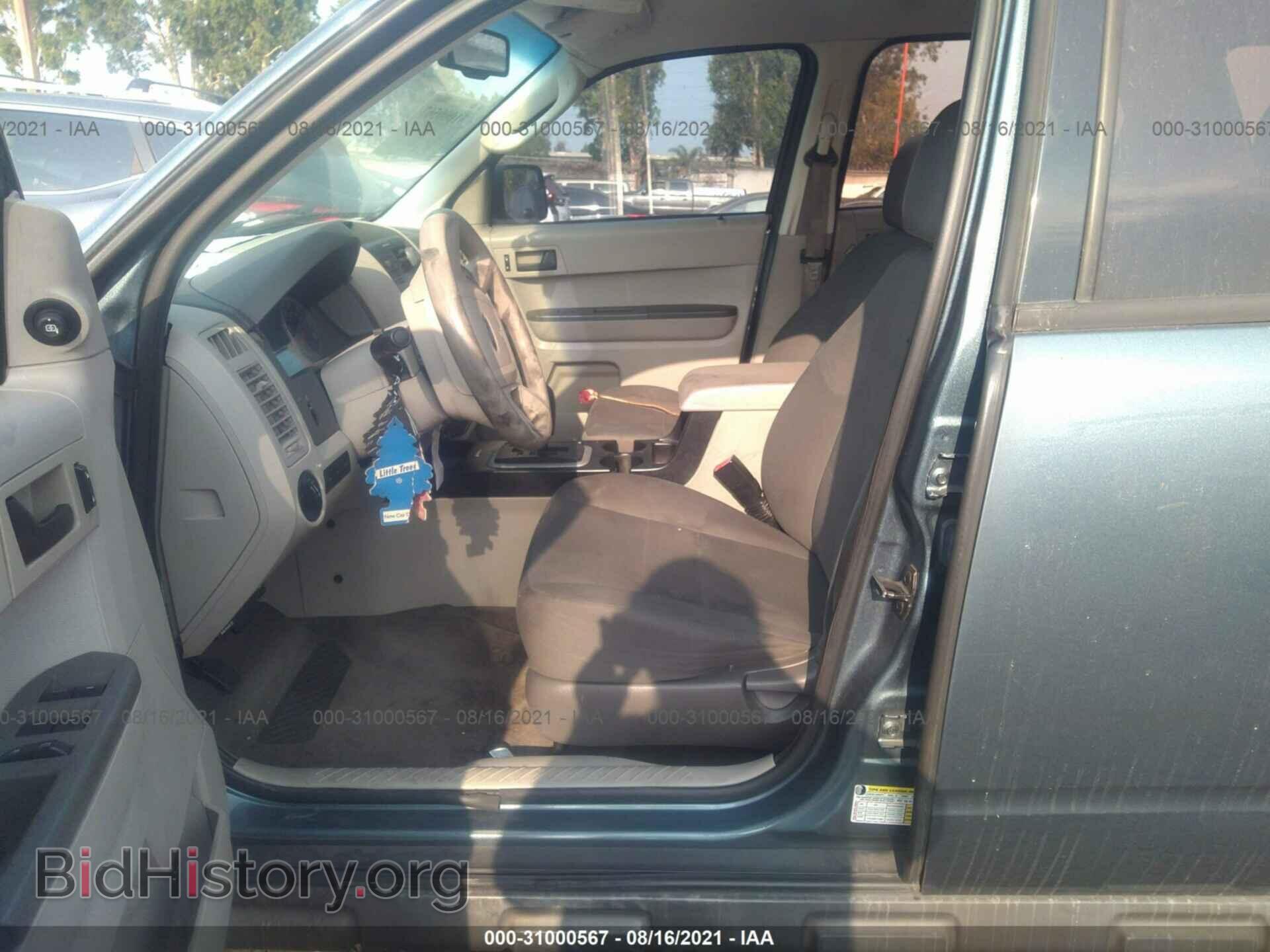 2011 FORD ESCAPE - VIN: 1FMCU0C78BKA75526 - Фото 5