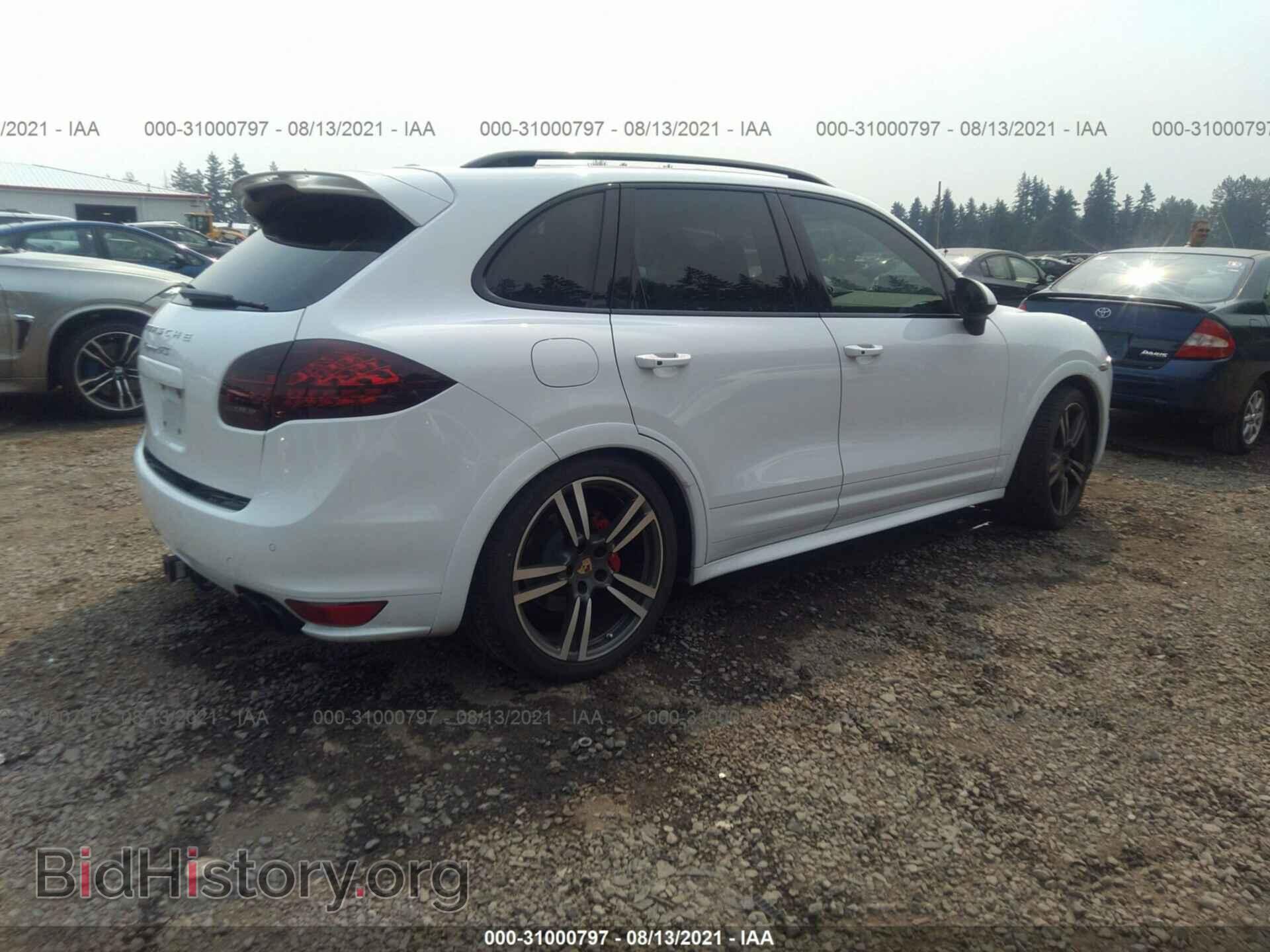 2013 PORSCHE CAYENNE - VIN: WP1AD2A21DLA74812 - Фото 4
