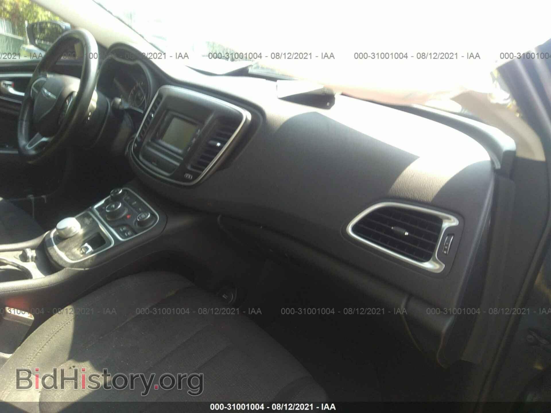 2017 CHRYSLER 200 - VIN: 1C3CCCFB8HN509643 - Фото 5