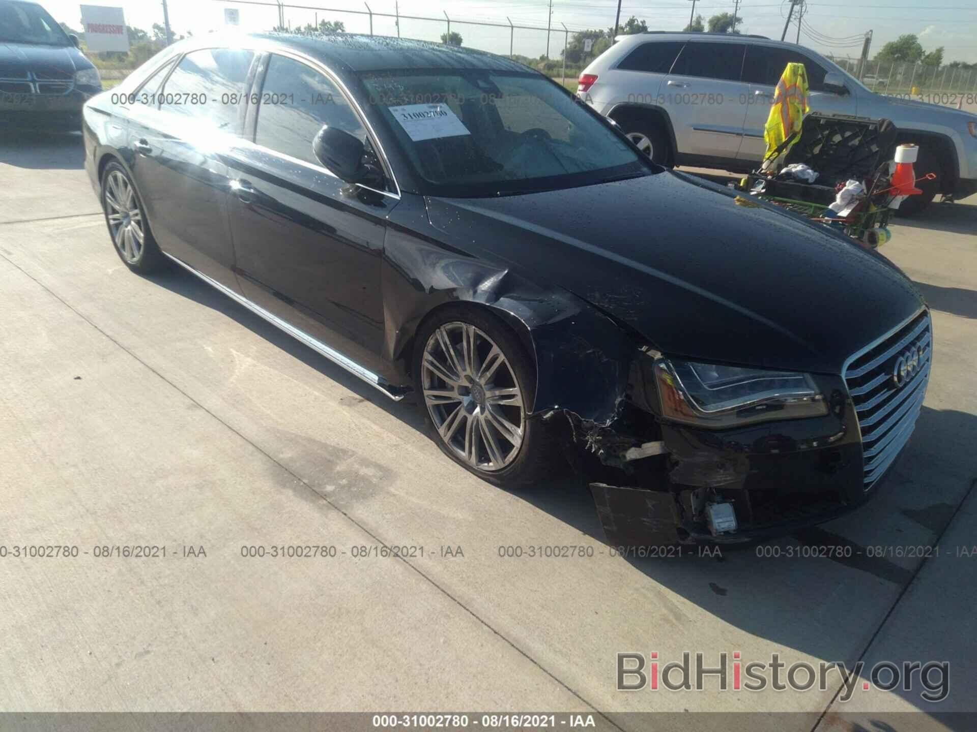 Photo WAURVAFD9CN021247 - AUDI A8 L 2012