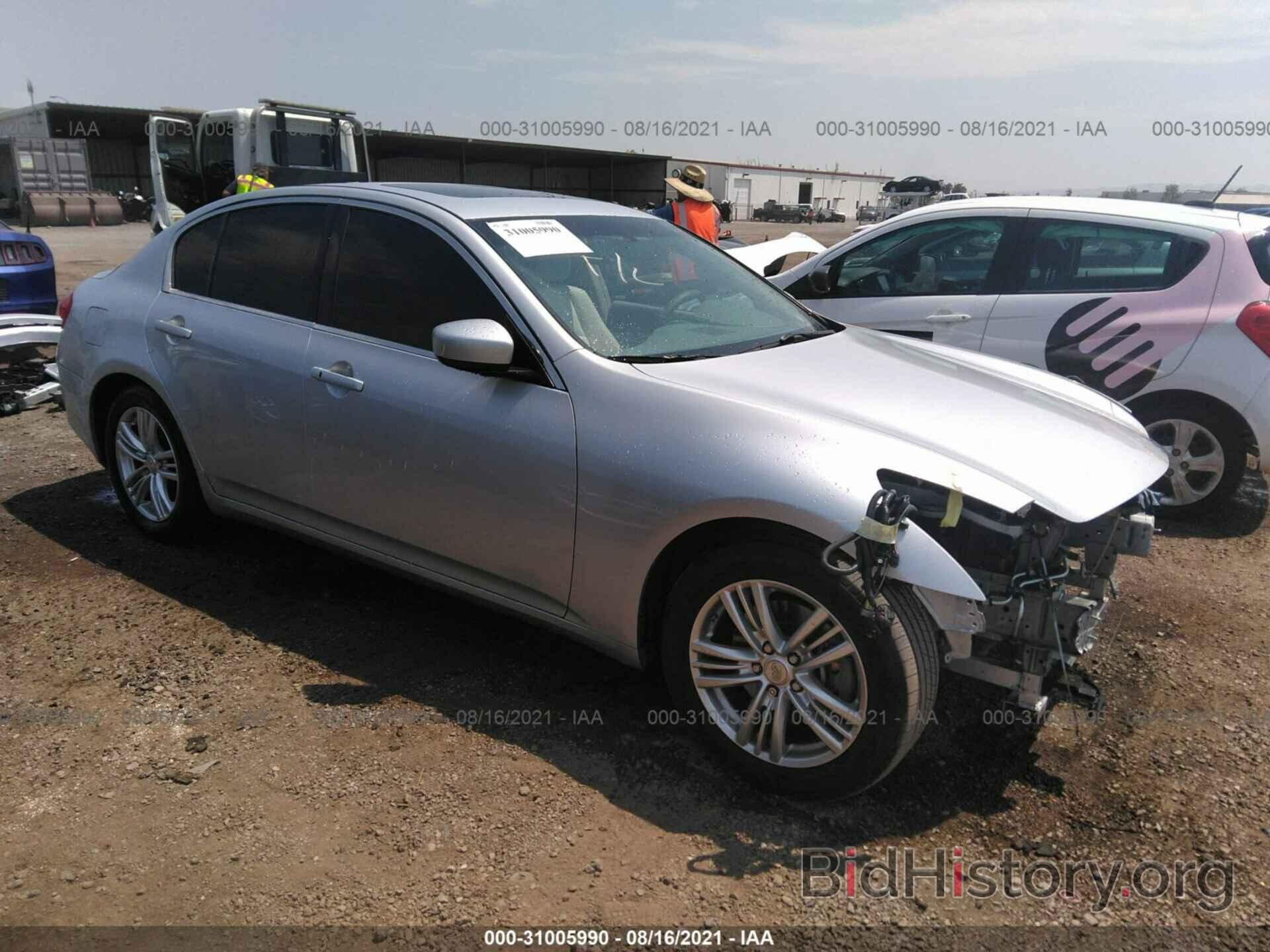 Photo JN1CV6AP1DM722995 - INFINITI G37 SEDAN 2013