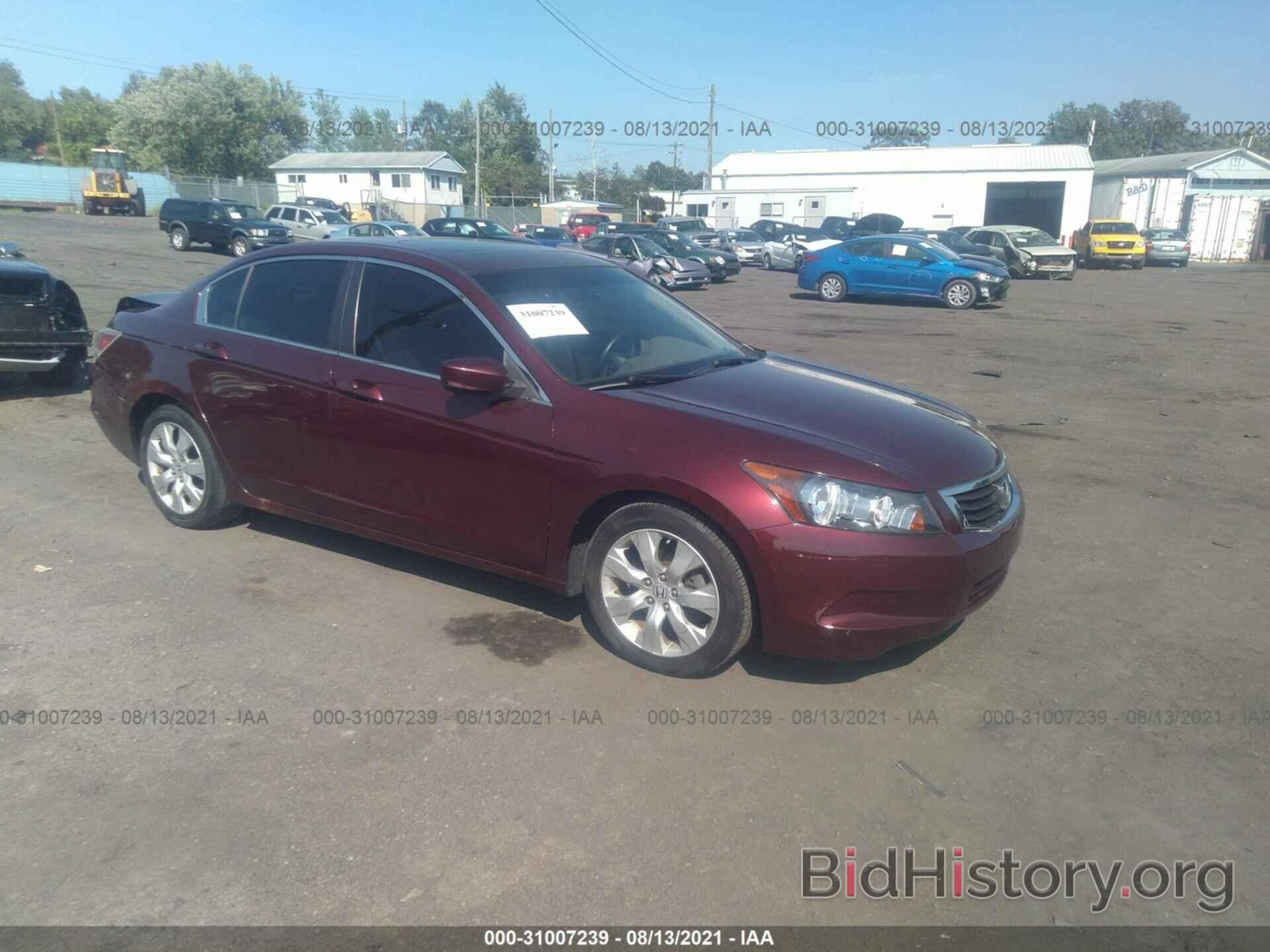 Photo 1HGCP2F88AA109207 - HONDA ACCORD SDN 2010