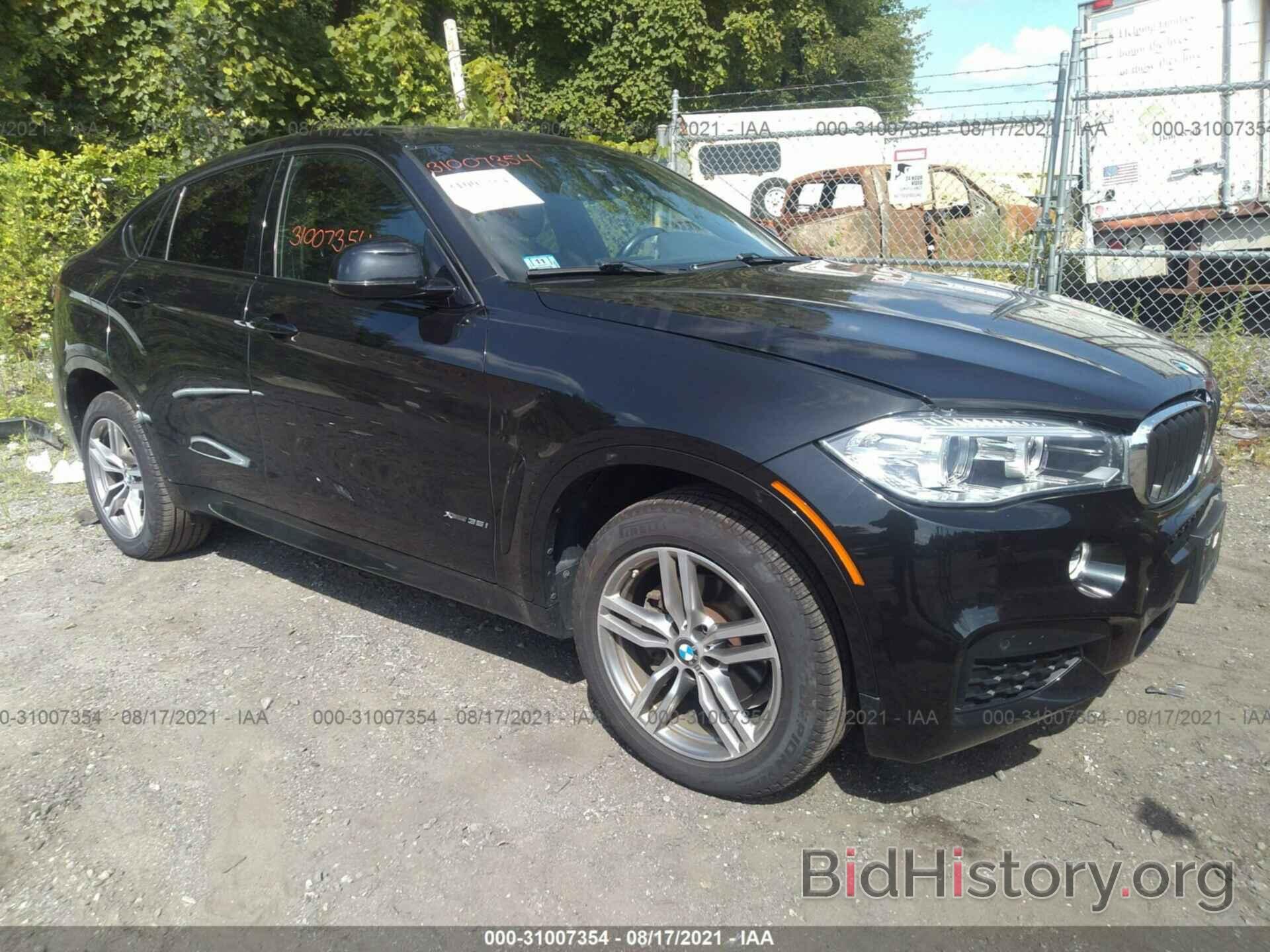 Photo 5UXKU2C56J0X49840 - BMW X6 2018