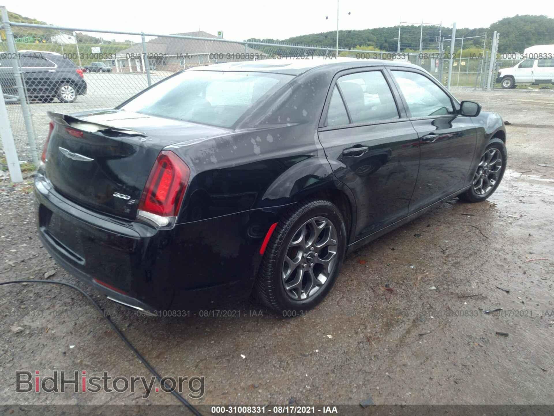 2016 CHRYSLER 300 - VIN: 2C3CCAGG0GH298766 - Фото 4