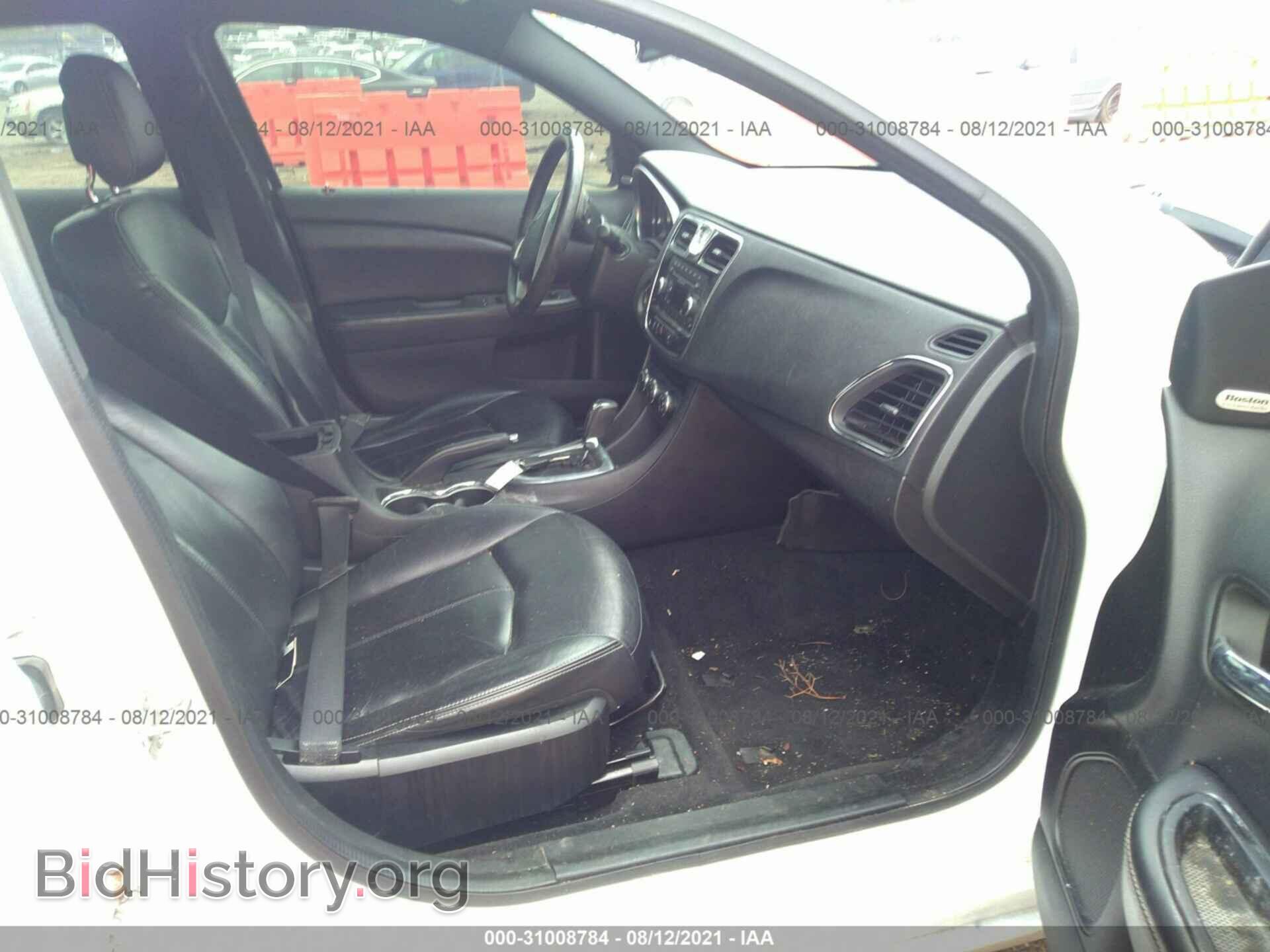 2013 CHRYSLER 200 - VIN: 1C3CCBCG2DN744043 - Photo 5