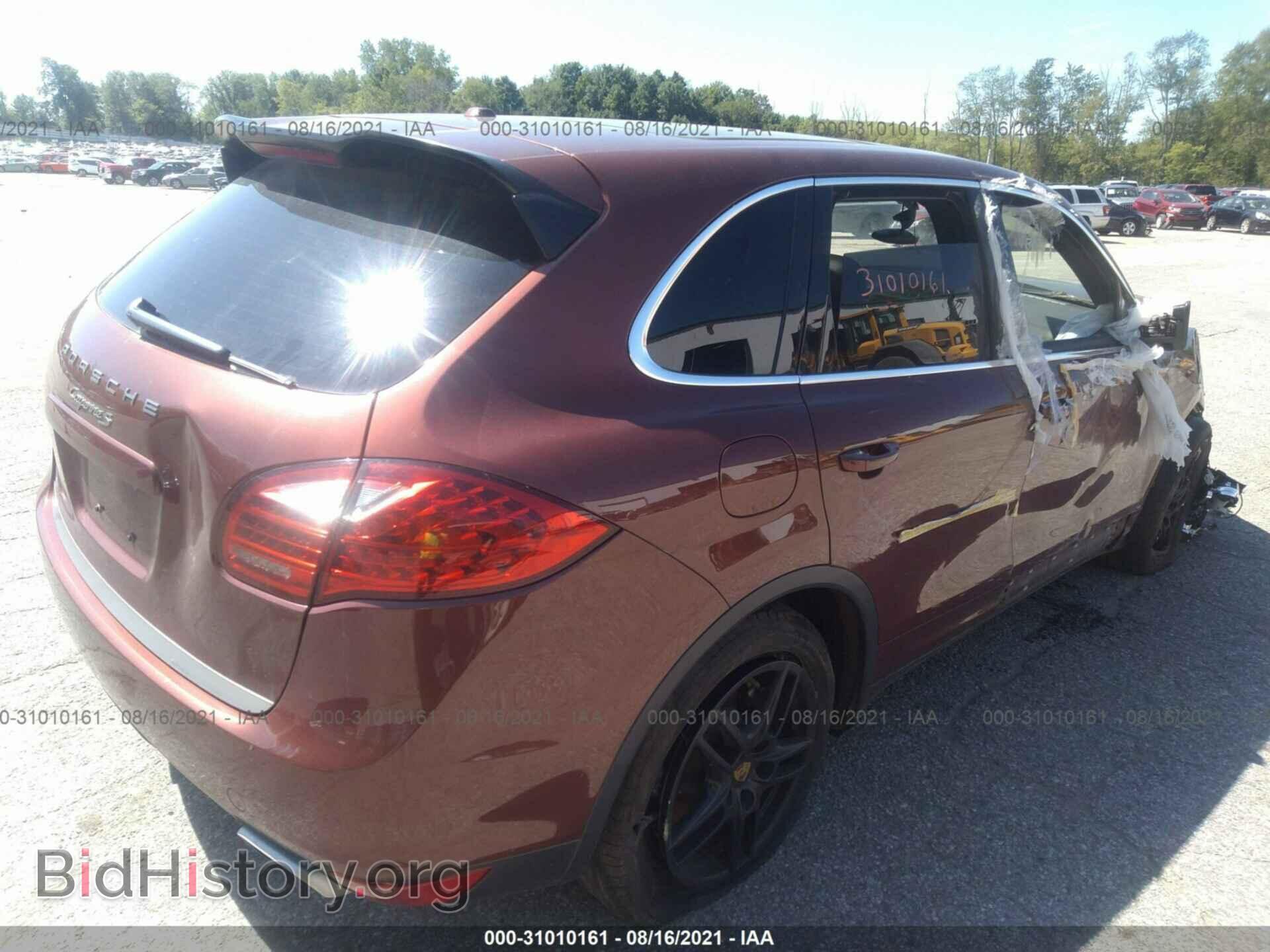2012 PORSCHE CAYENNE - VIN: WP1AB2A26CLA43298 - Фото 4