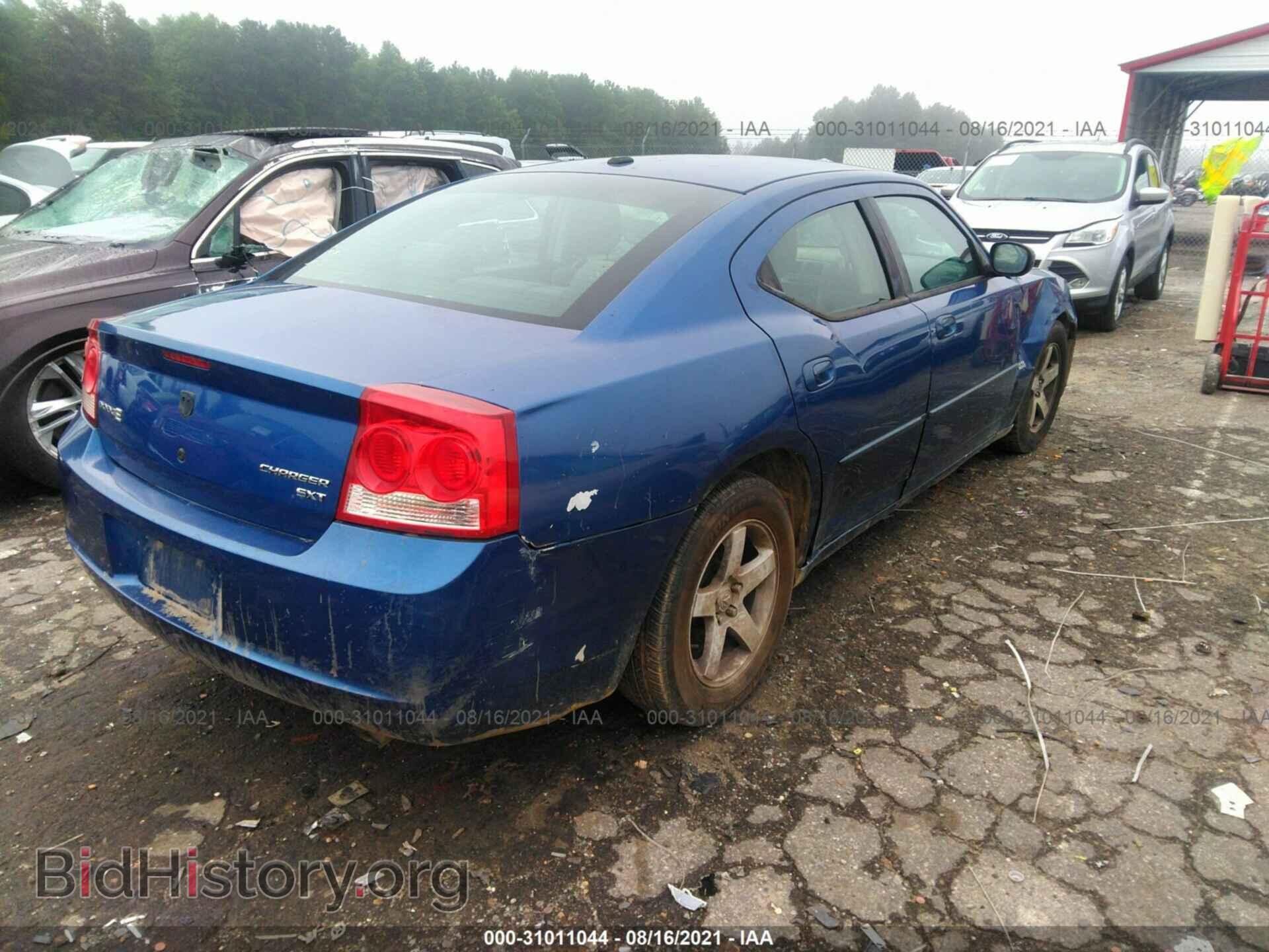 2010 DODGE CHARGER - VIN: 2B3CA3CVXAH312327 - Фото 4