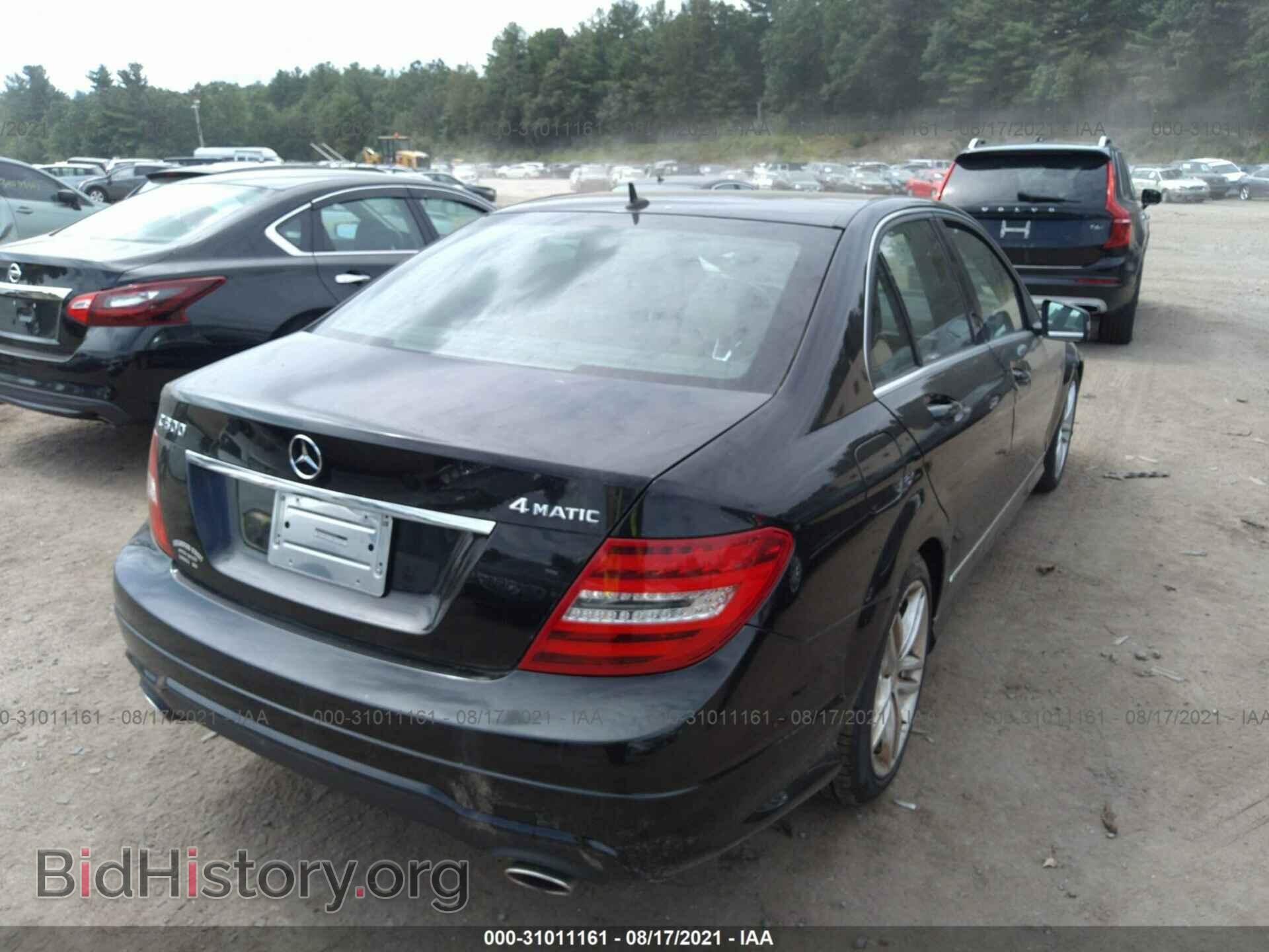 2013 MERCEDES-BENZ C-CLASS - VIN: WDDGF8AB0DR256853 - Фото 4