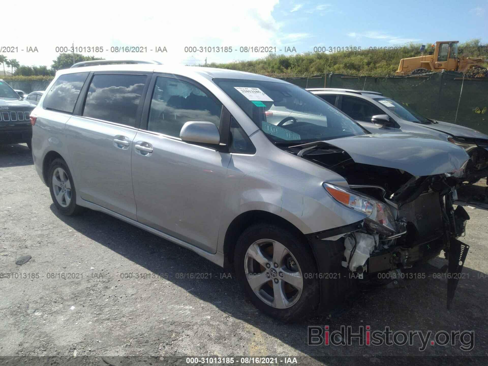 Photo 5TDKZ3DC4KS009269 - TOYOTA SIENNA 2019