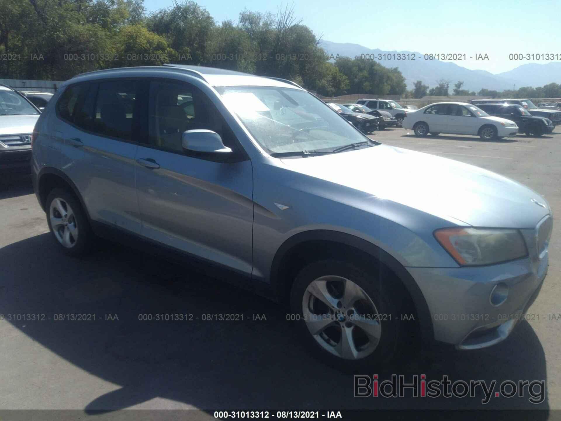 Photo 5UXWX5C51BL714763 - BMW X3 2011