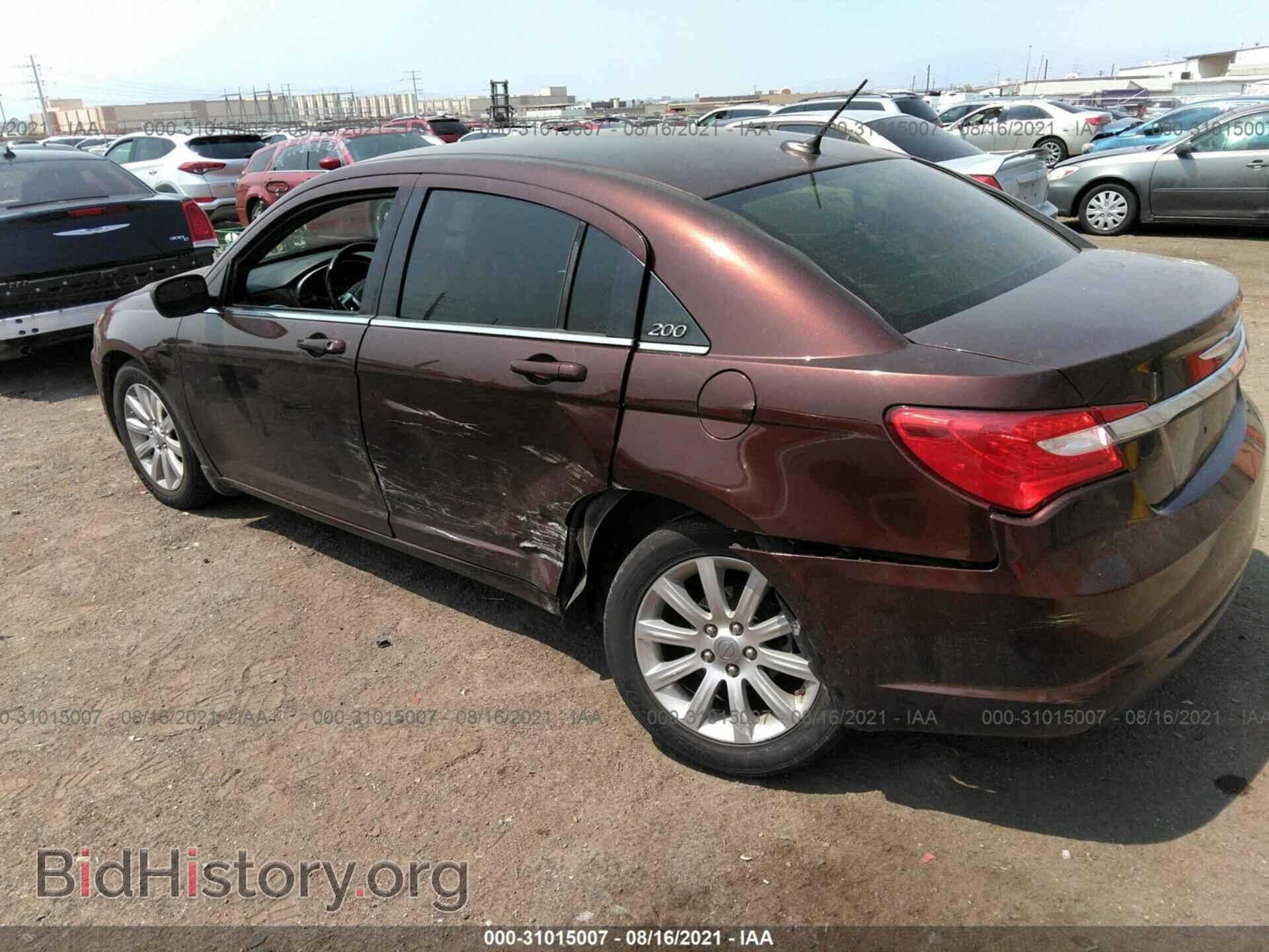 2012 CHRYSLER 200 - VIN: 1C3CCBBBXCN230302 - Фото 3