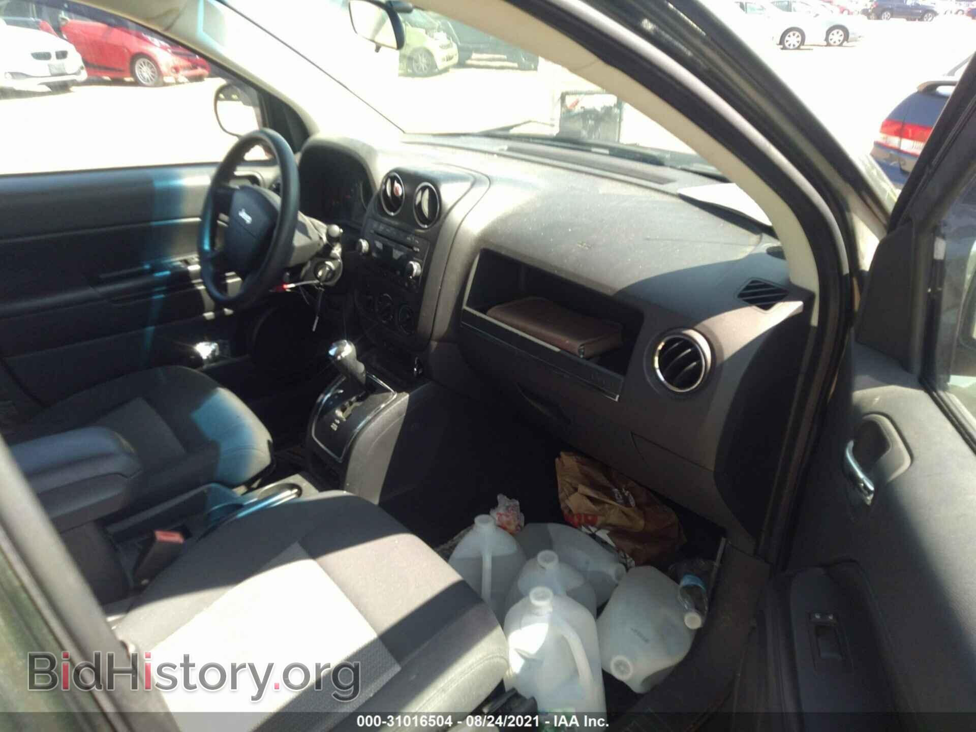 2009 JEEP COMPASS - VIN: 1J4FT47B39D206347 - Фото 5