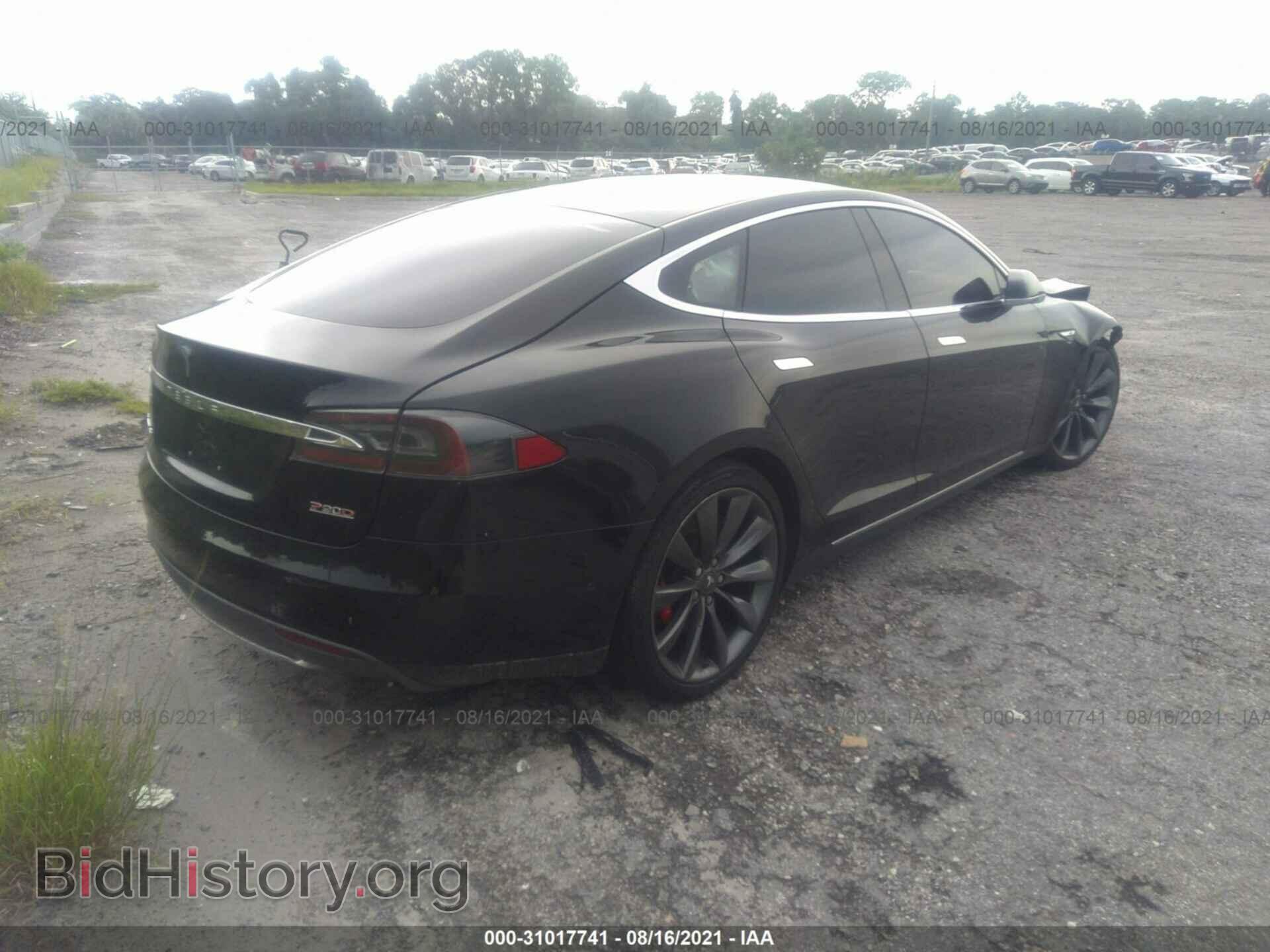 2015 TESLA MODEL S - VIN: 5YJSA1E40FF106918 - Фото 4
