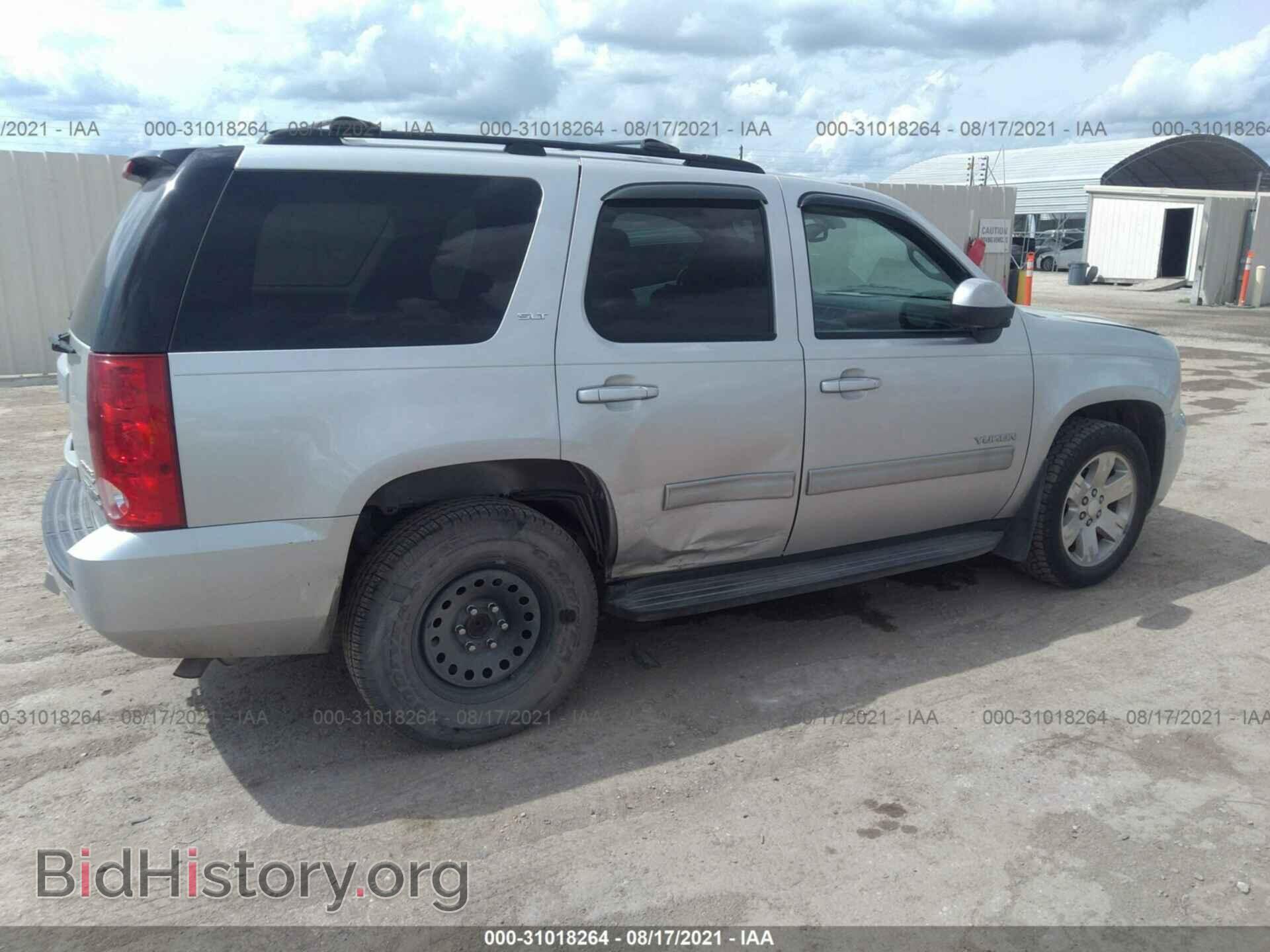 2011 GMC YUKON - VIN: 1GKS1CE08BR368803 - Фото 4