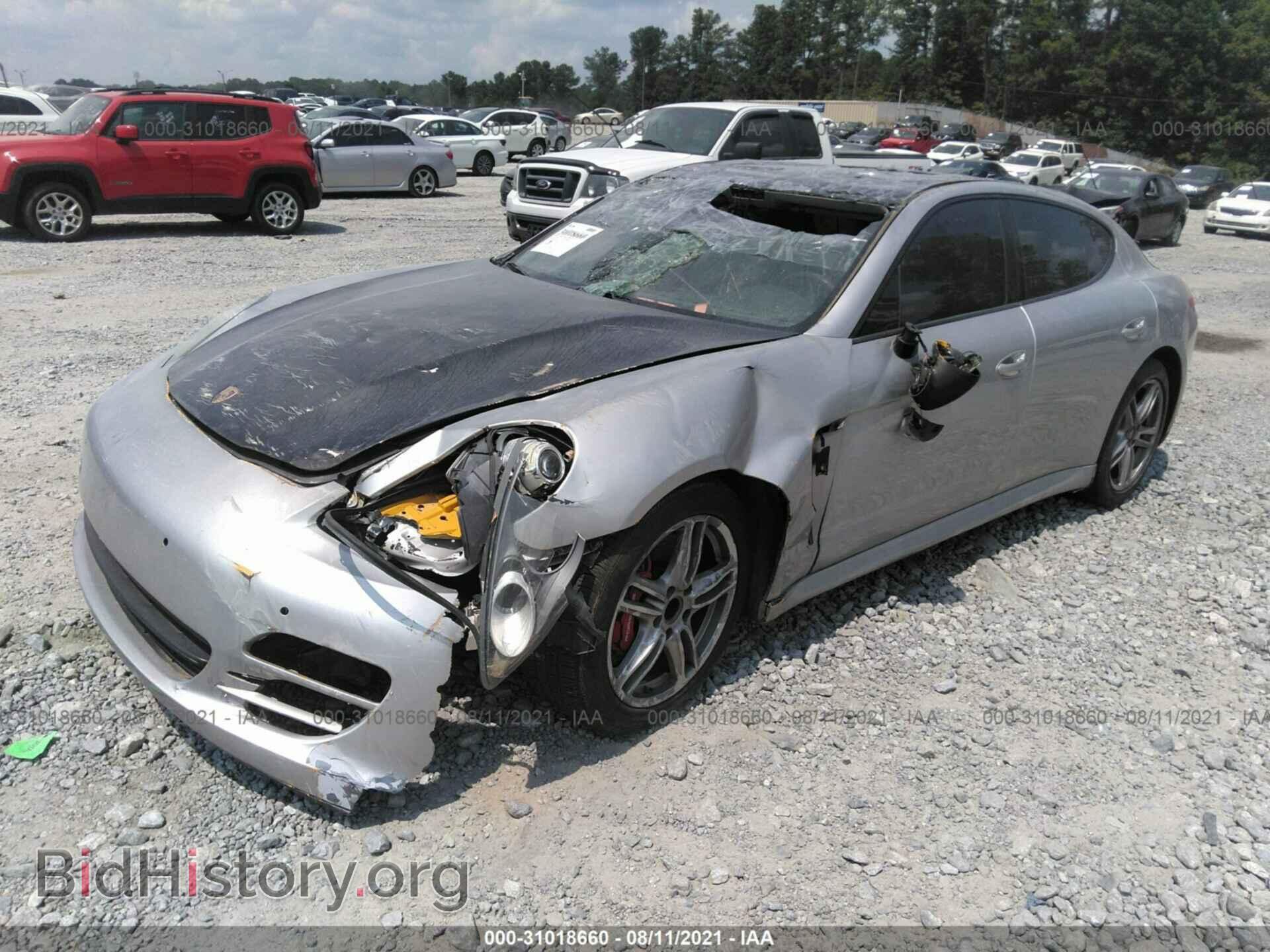 2011 PORSCHE PANAMERA - VIN: WP0AA2A7XBL010366 - Фото 2