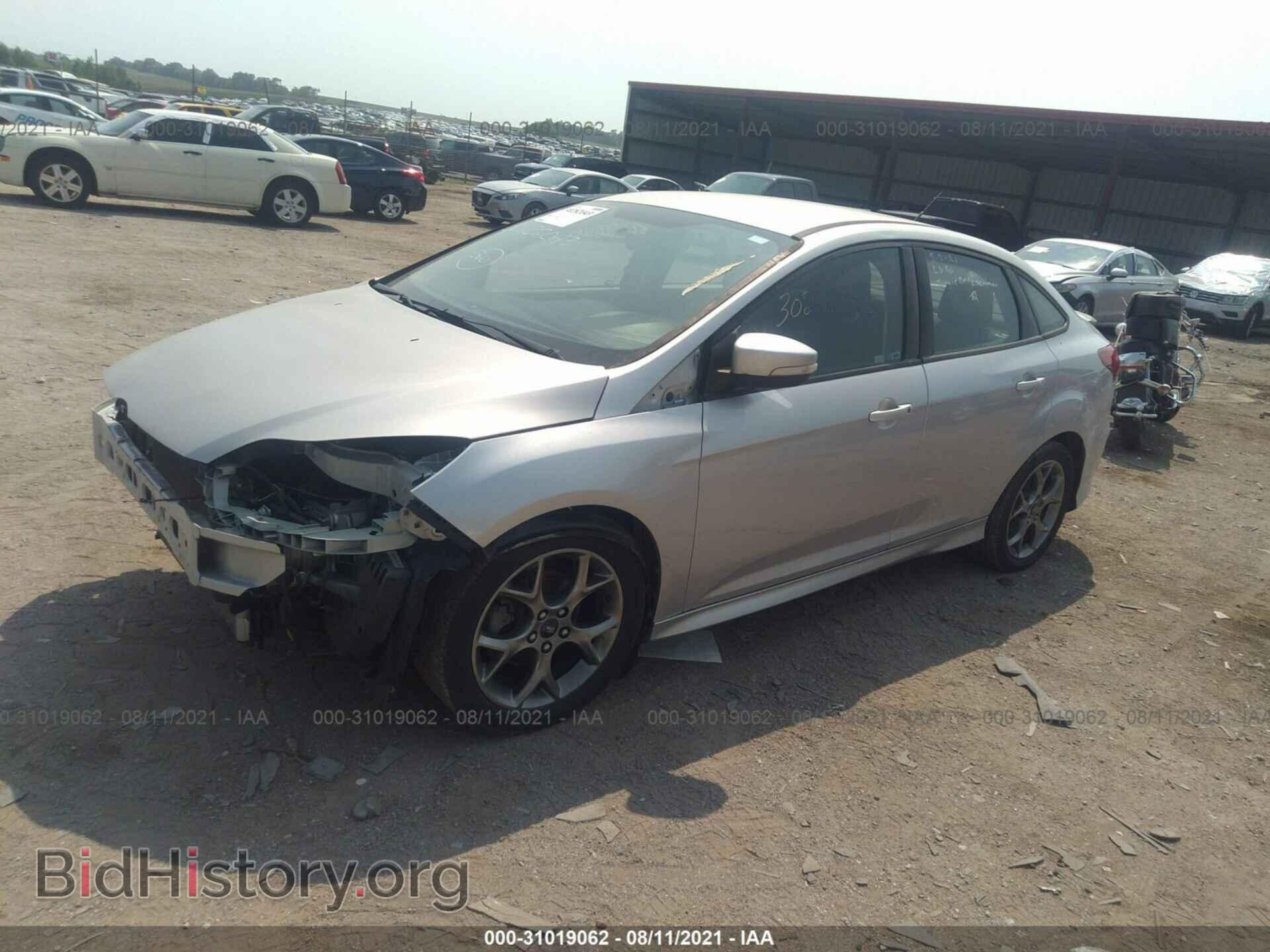 2015 FORD FOCUS - VIN: 1FADP3F29FL221259 - Фото 2