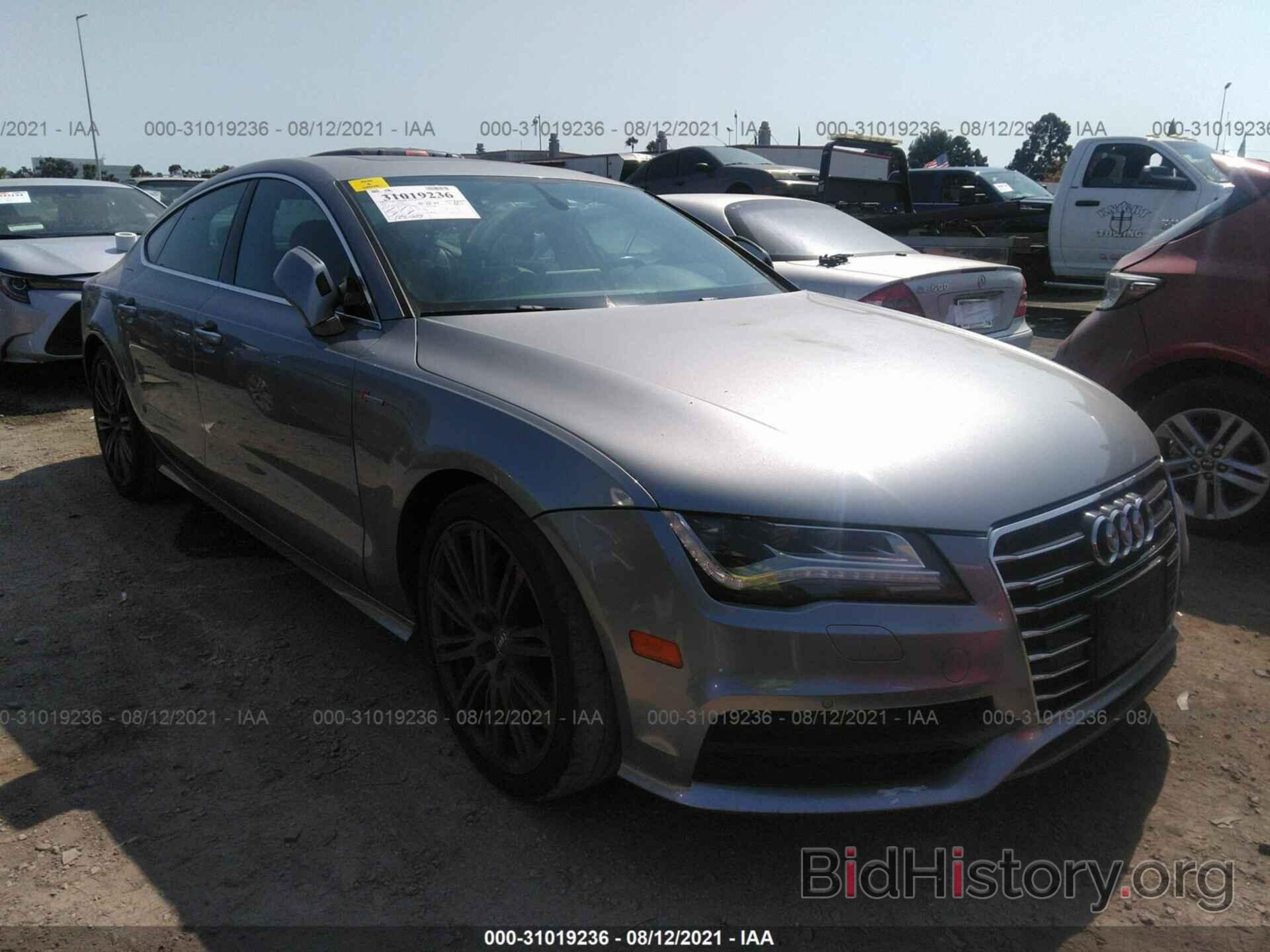 Photo WAU2GAFC0CN084112 - AUDI A7 2012