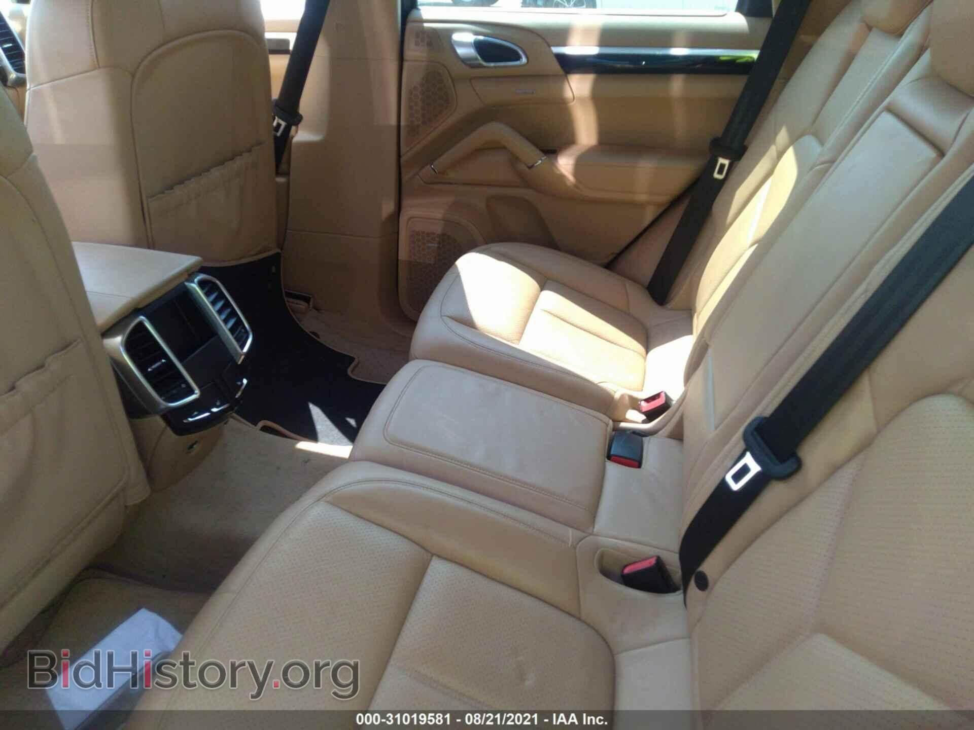 2011 PORSCHE CAYENNE - VIN: WP1AB2A25BLA55862 - Фото 8