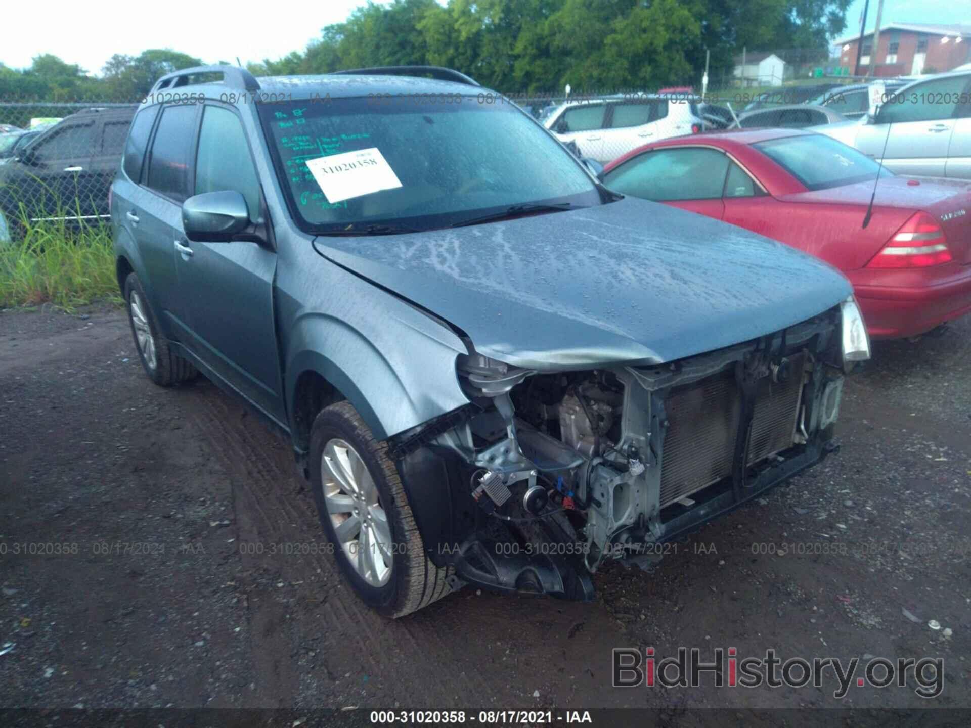 Photo JF2SHADC6DH408958 - SUBARU FORESTER 2013