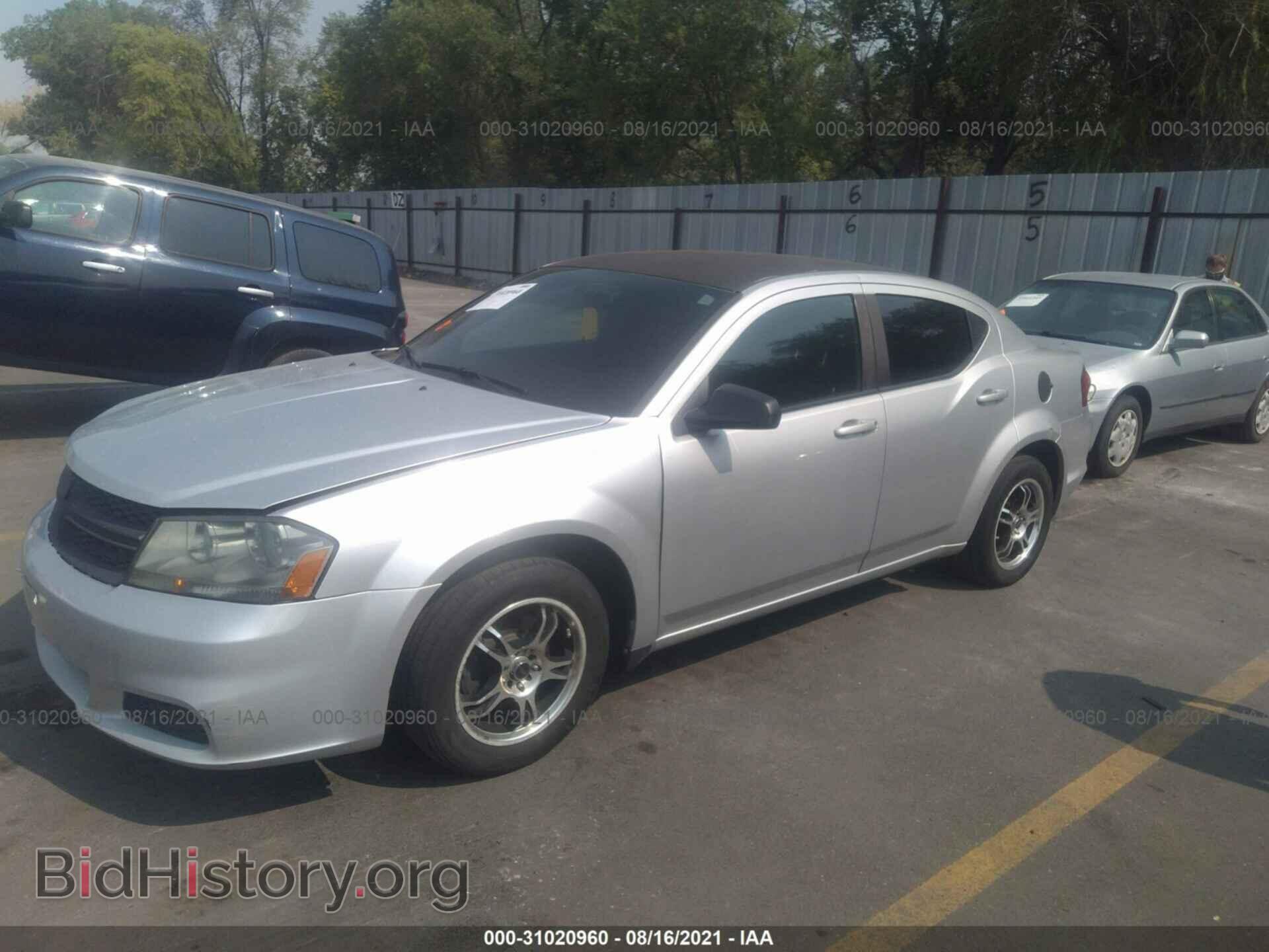 2011 DODGE AVENGER - VIN: 1B3BD4FB7BN541437 - Фото 2